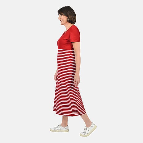 Sugar Crisp Short Sleeve T-Shirt Maxi Dress in Red (Size S)