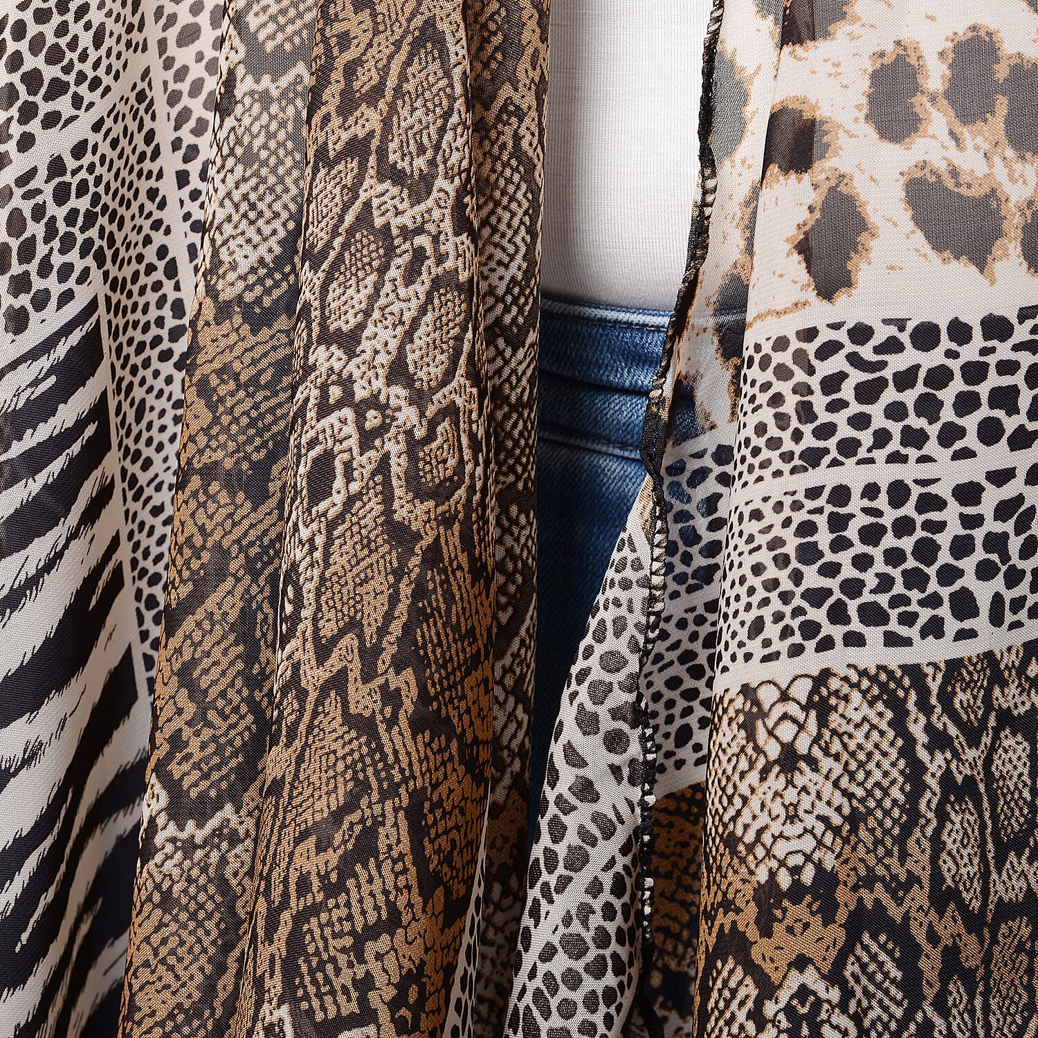 Animal Print Sleeveless Kimono in Brown and Beige (Size 43x90cm)