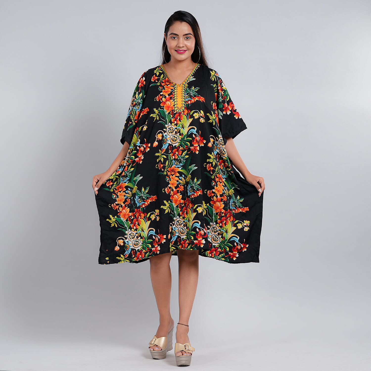 JOVIE Tropical Printed Short Kaftan (Size 95x80 Cm) - Black & Multi