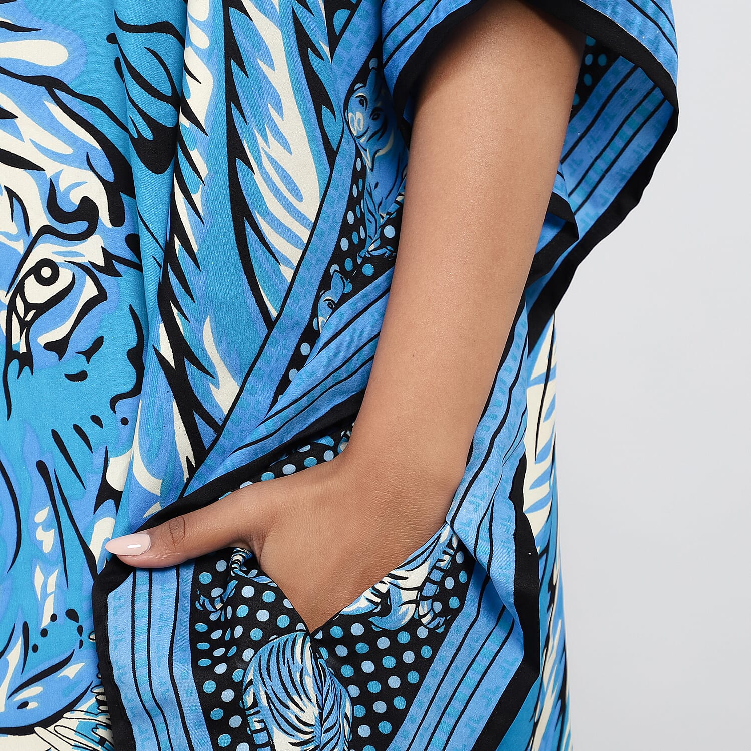 JOVIE Tropic Tiger Printed Short Kaftan - Blue & Multi