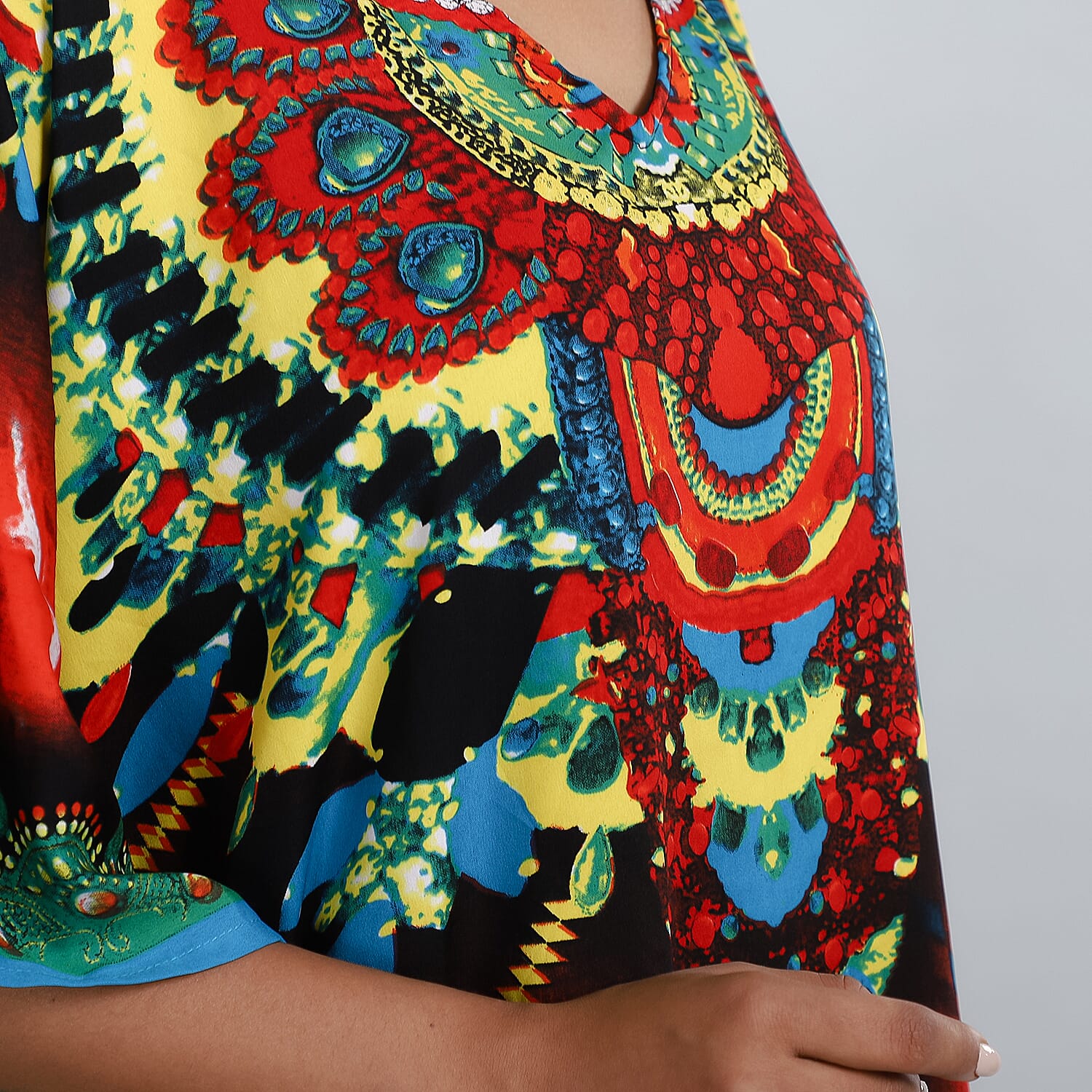 Fantasy Printed Short Kaftan (Size 95x80 Cm) - Red & Multi