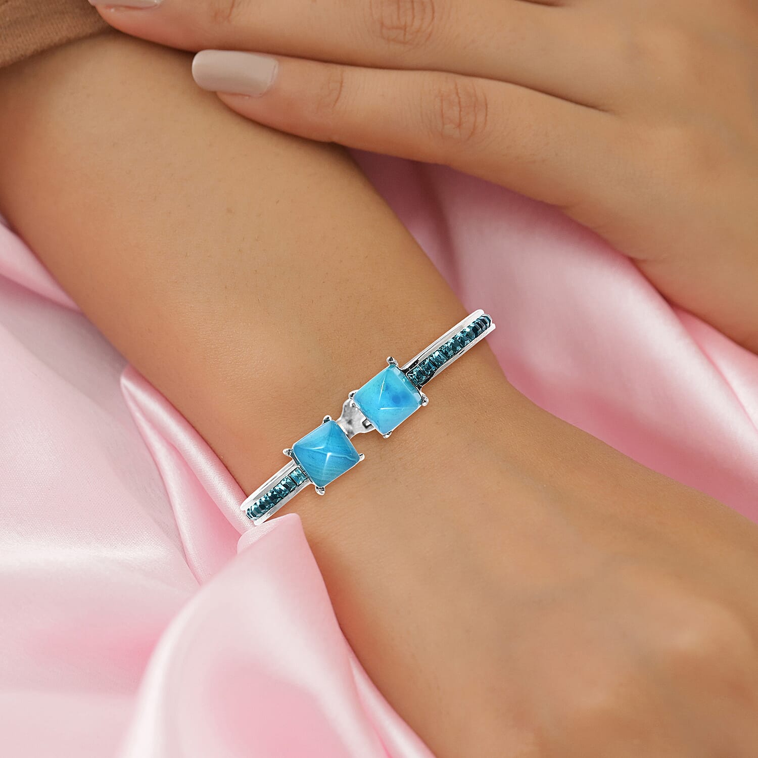 Blue Agate and Simulated Sky Blue Topaz Bangle (Size - 7.25) in Silver Tone 50.00 Ct.