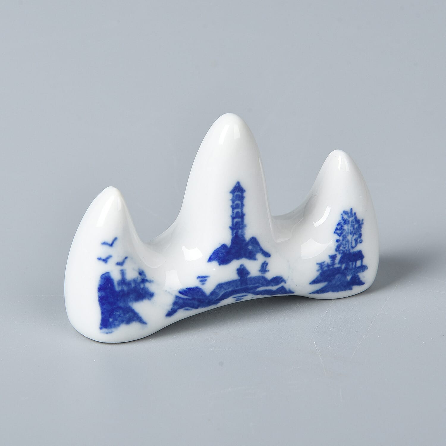 Reusable Water Drawing Board ( Incl. 2xWater Pen, 1xBrush Pen, 1xBoard Holder, 1xWater Plate, 1xPen Holder) (Size 28x19cm) - Grey