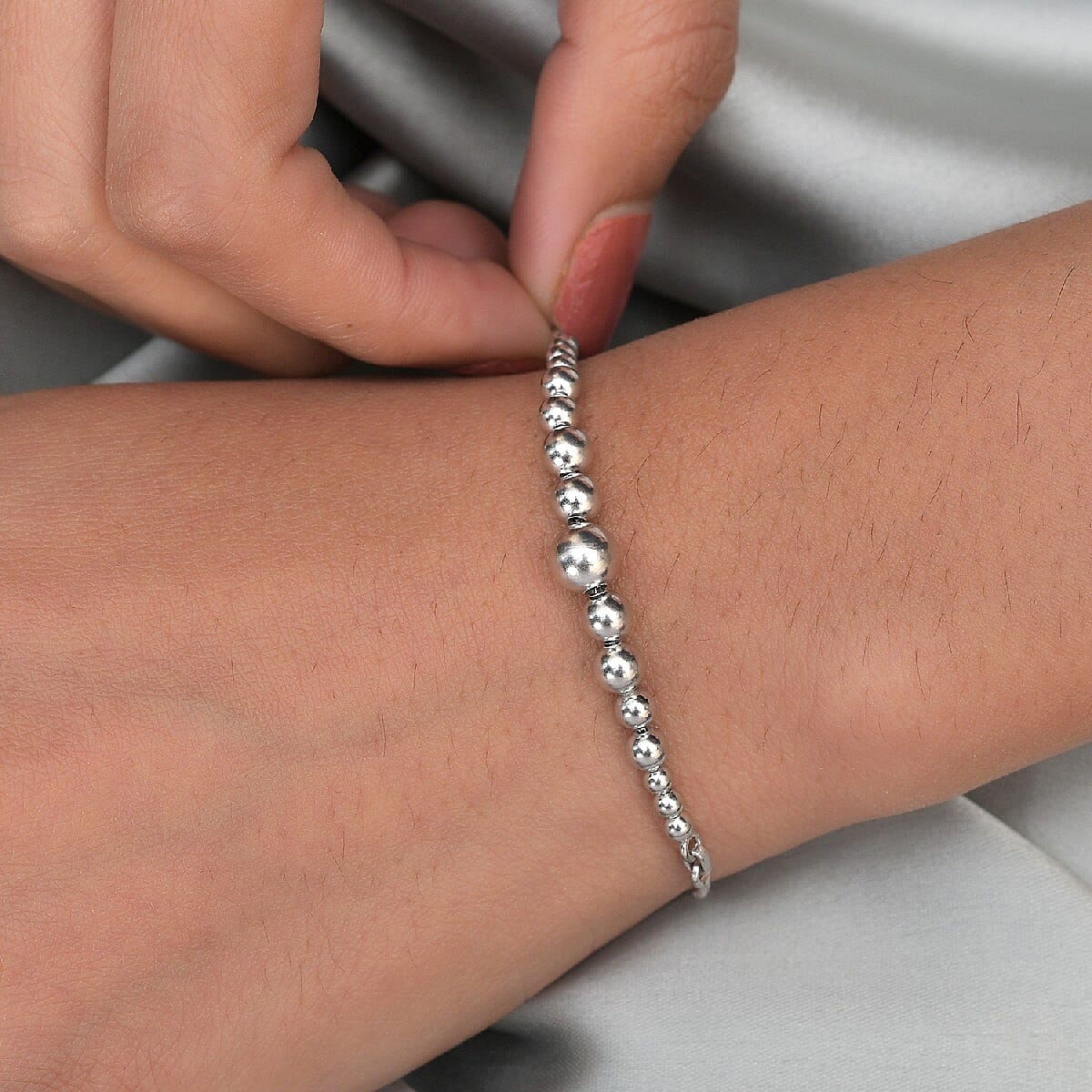 Sterling Silver Bolo Ball Bracelet (Size 6.5-9.5)