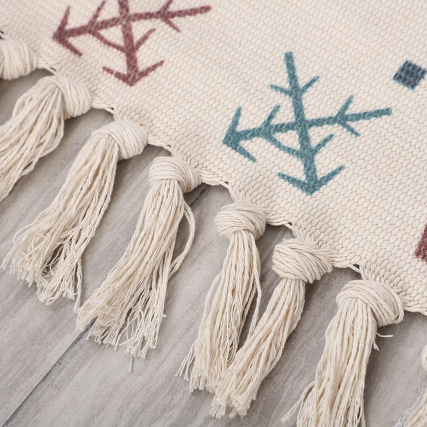 TJC Turkish Pattern Outdoor Tufted Rug with Tassel (Size 57x90cm) - Cream and Multi