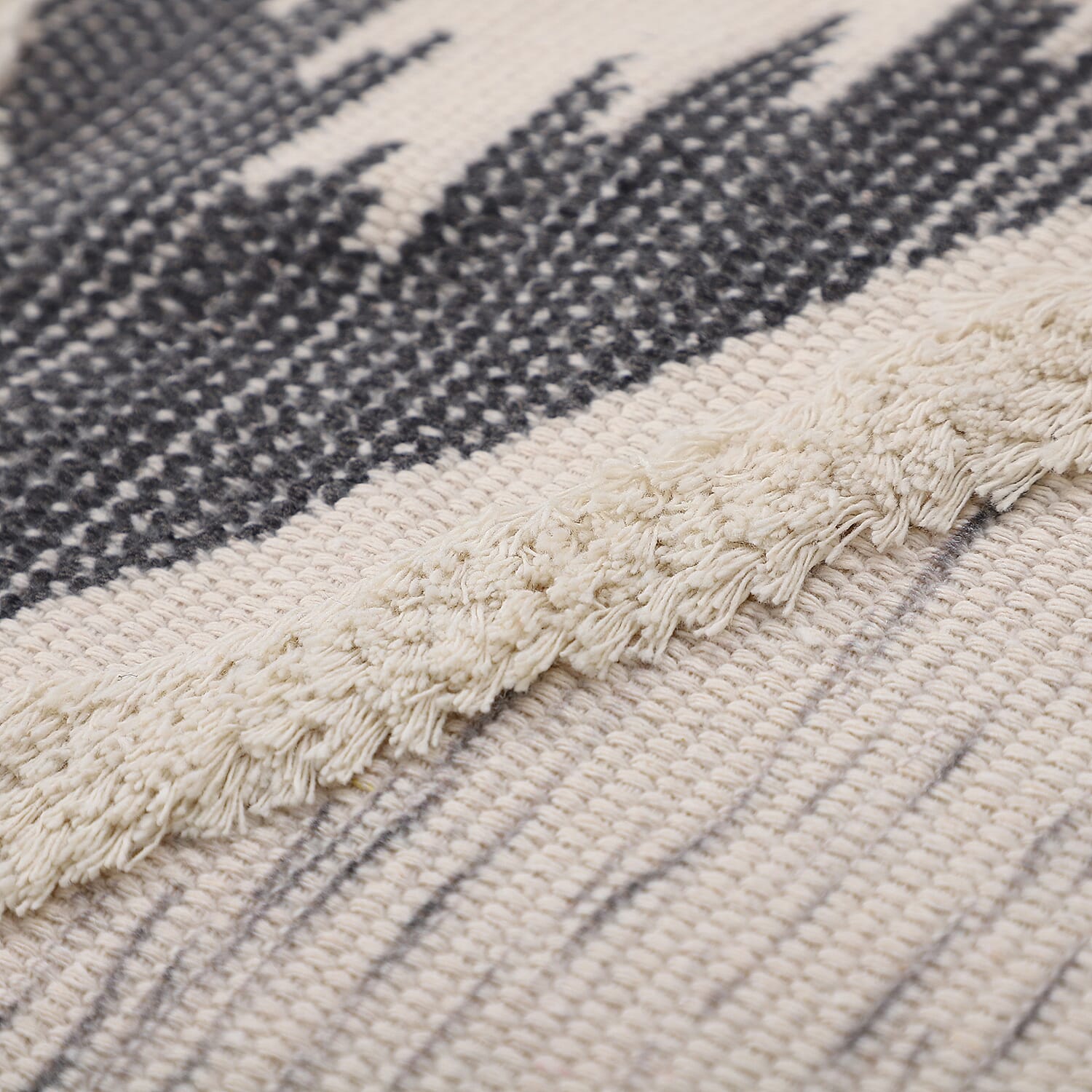 TJC Turkish Pattern Outdoor Tufted Rug with Tassel (Size 57x90cm) - Cream and Grey