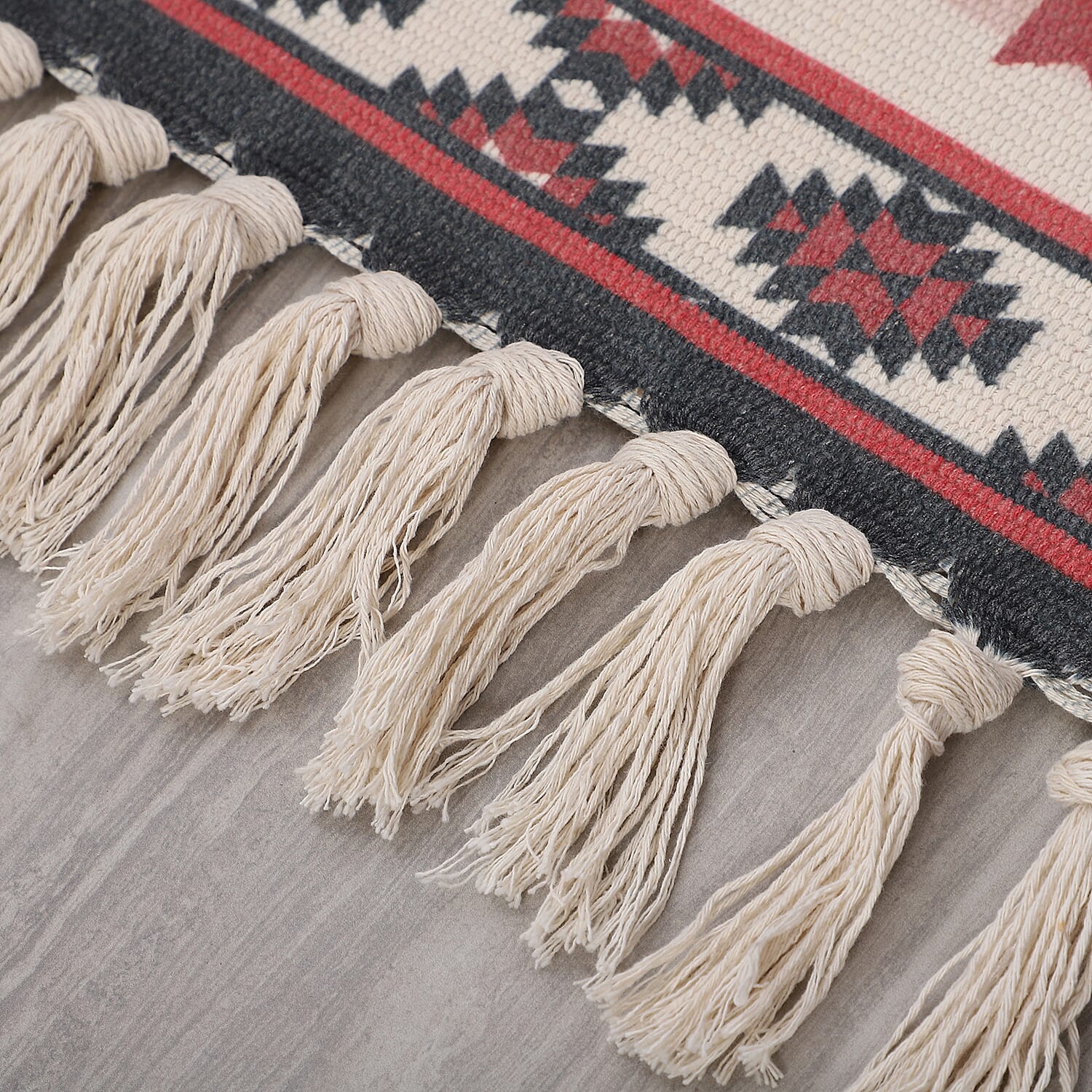 TJC Turkish Pattern Outdoor Tufted Rug with Tassel (Size 90x57cm) - Cream & Multi