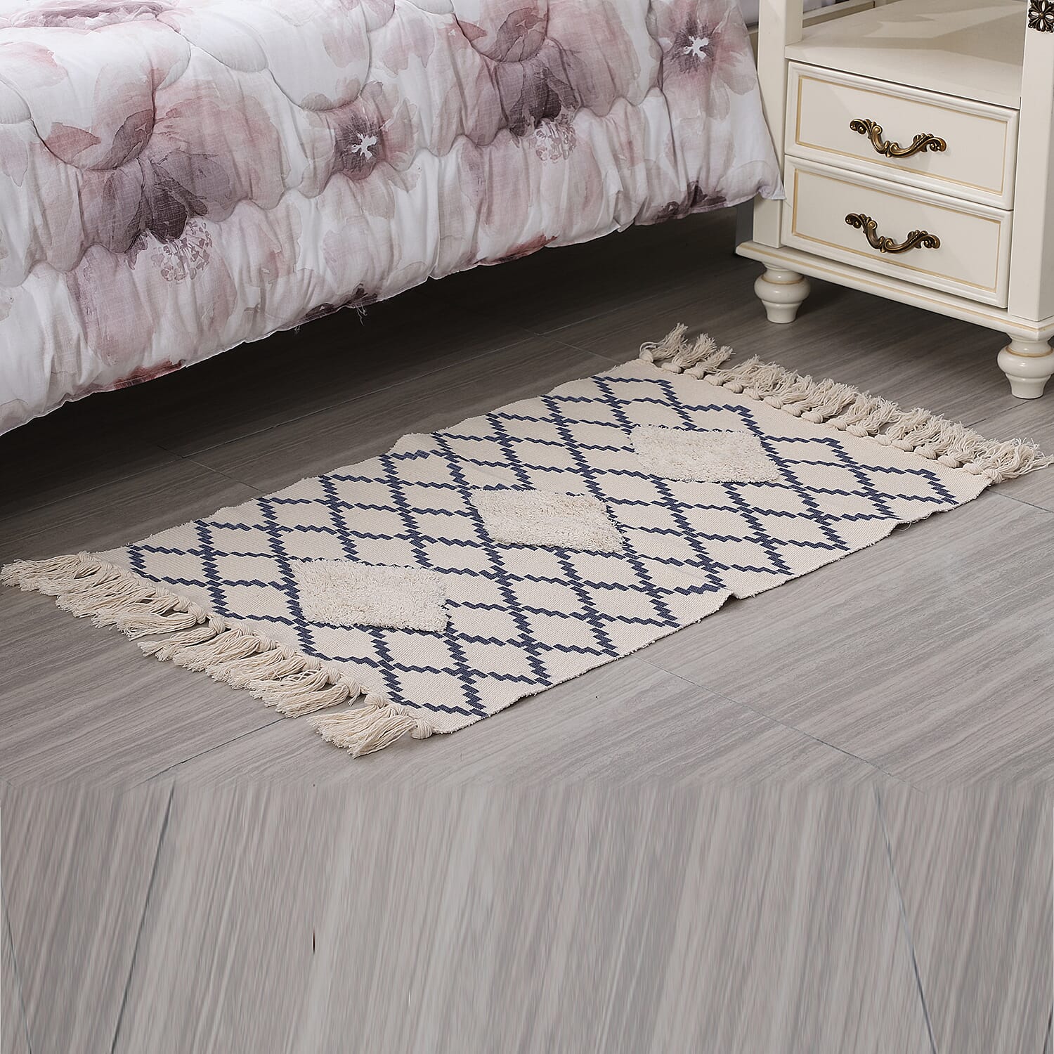 TJC Geometric Diamond Pattern Outdoor Tufted Rug with Tassel (Size 90x57cm) - Cream and Blue