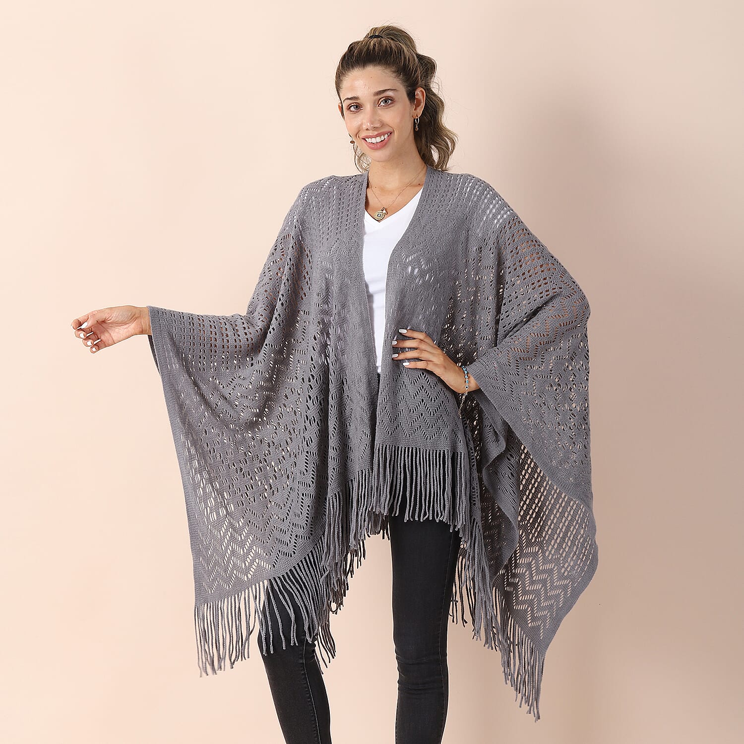 Knitted Kimono with Tassel Detailing Kimono - Gray
