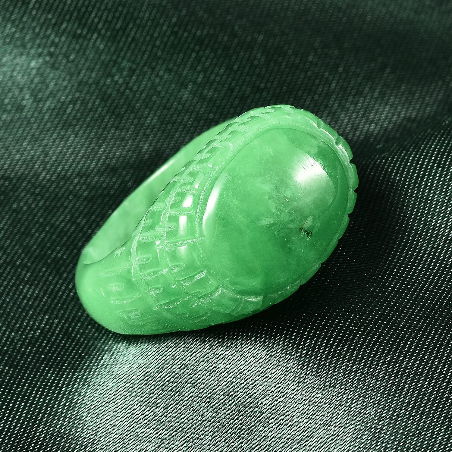 Carved Green Jade Ring 46.25 Ct.