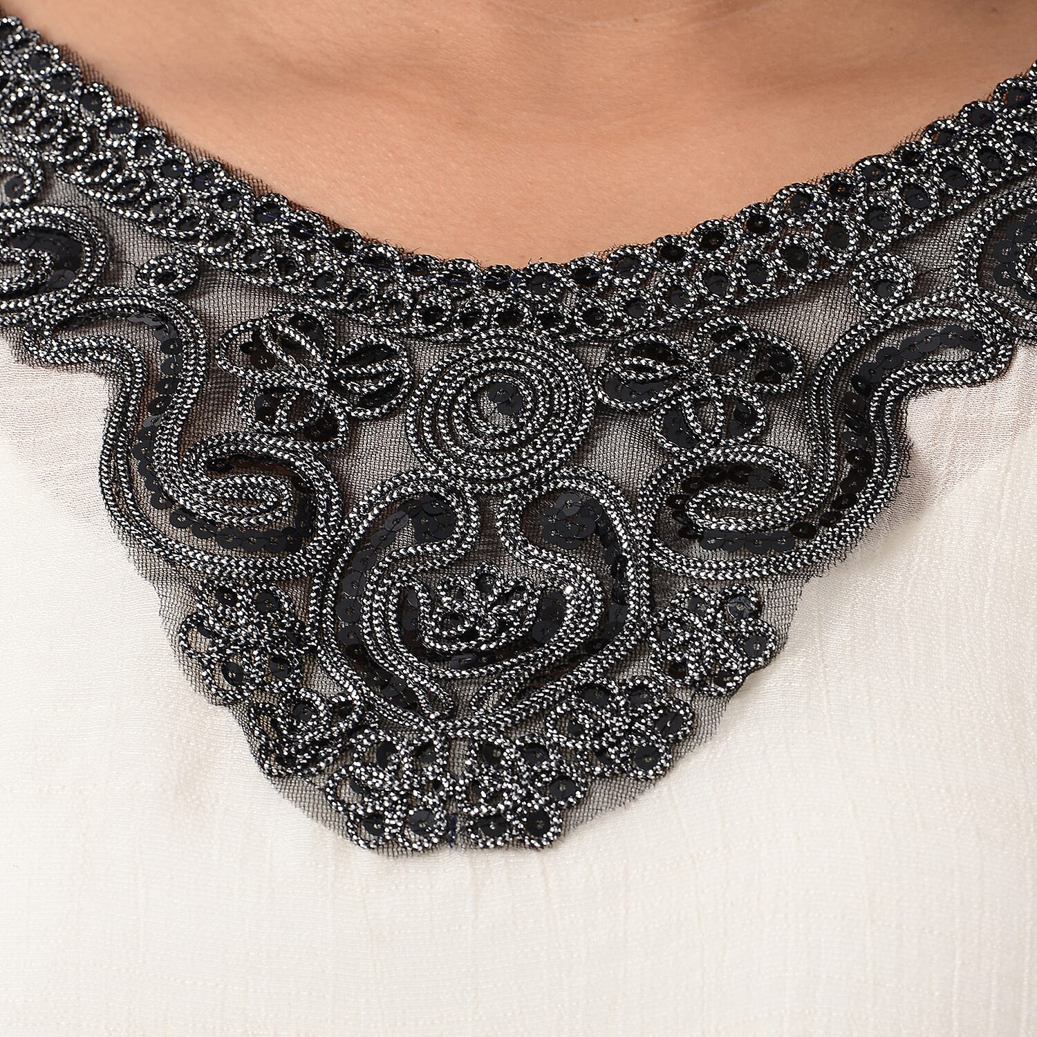 Swing Top with Embroidery Kaftan (Size 130x75cm) - Beige