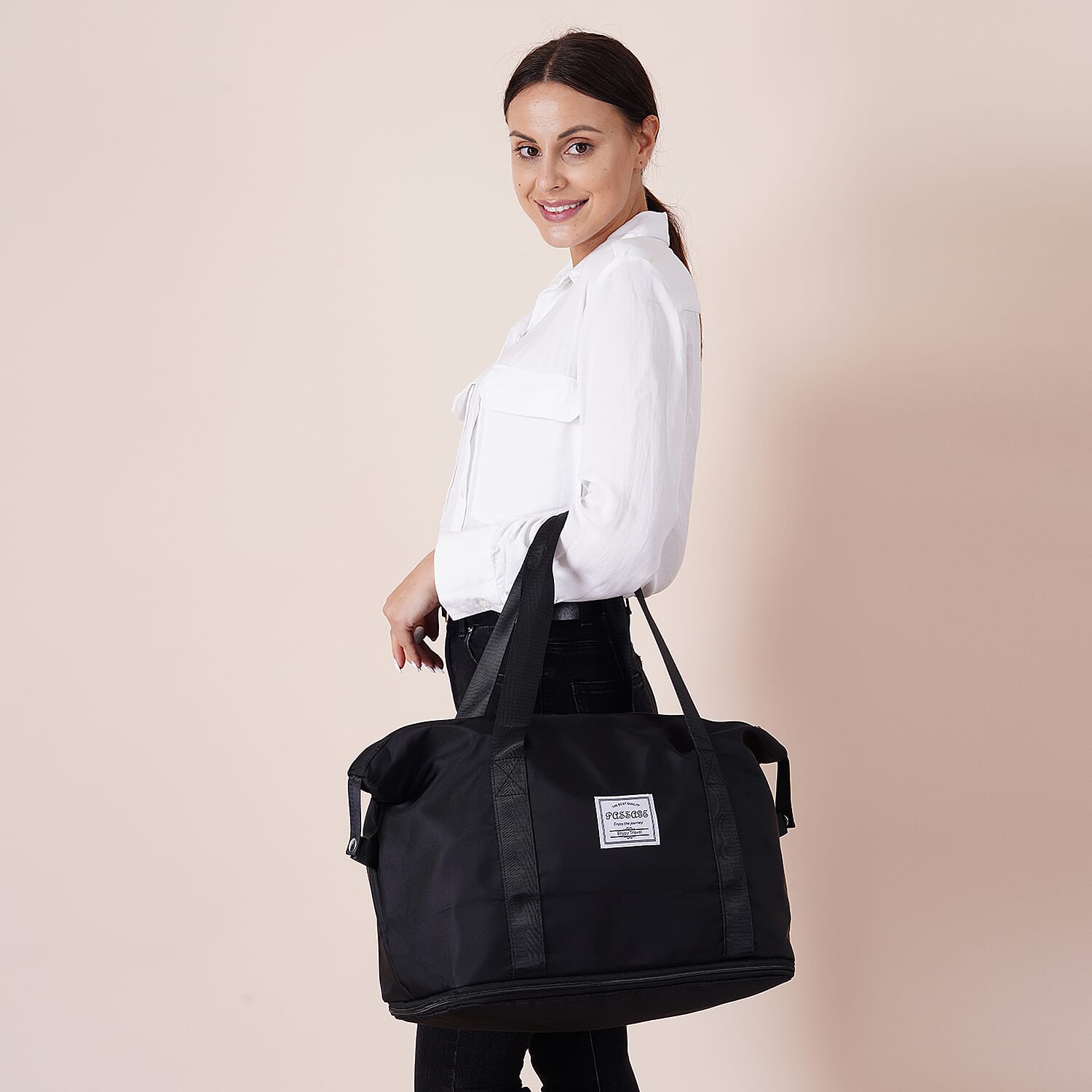 Black Nylon Travel Bag Wall Nylon Lining Polyester