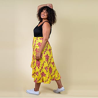 https://tjcuk.sirv.com/Products/63/0/6305694/TAMSY-Floral-Printed-Womens-Wrap-Skirt-Yellow_6305694_2.jpg?w=342&h=342