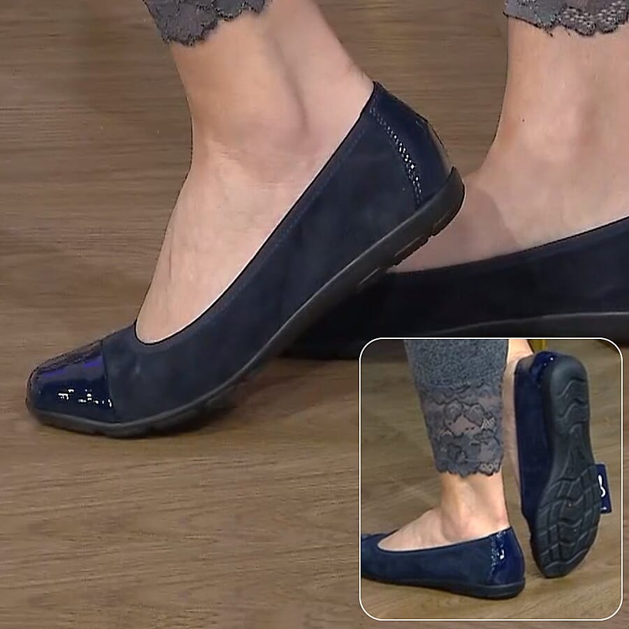 Caprice Genuine leather Glossy Ballerina Pump - Navy