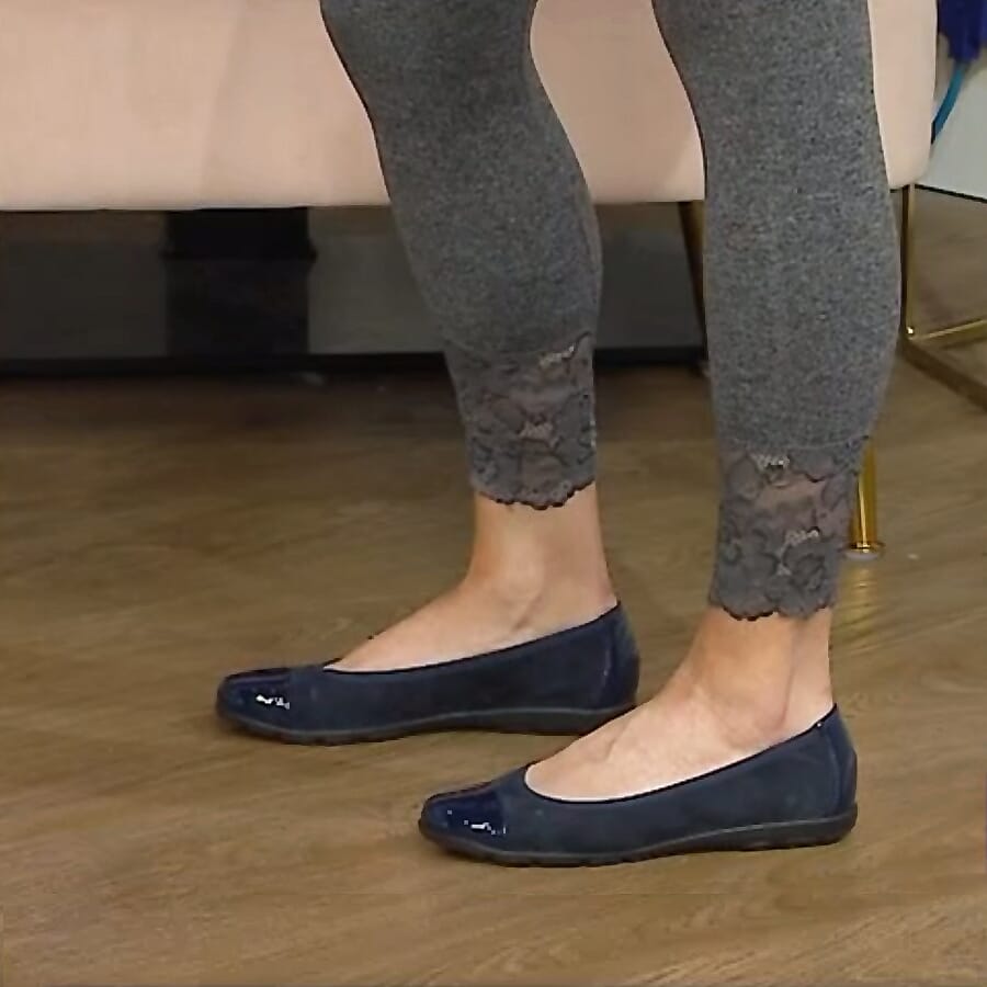 Caprice Genuine leather Glossy Ballerina Pump - Navy