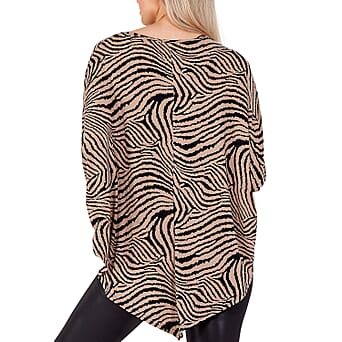 https://tjcuk.sirv.com/Products/63/2/6320182/NOVA-OF-LONDON-Zebra-Print-Oversized-womens-Top-Stone-and-Black_6320182_1.jpg?w=342&h=342