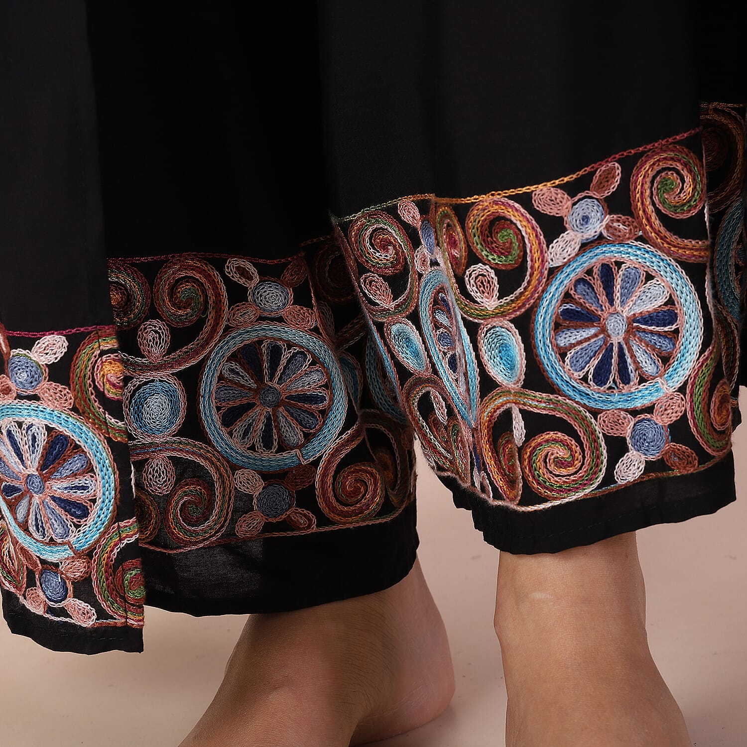 Value Buy - LA MAREY Embroidery Pattern Women Trousers 