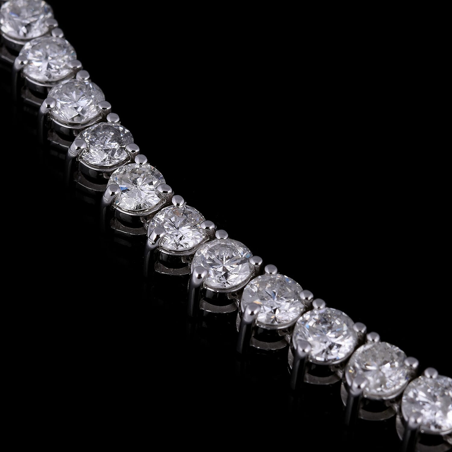 14K White Gold Diamond (I1-I2/ G-H) Necklace (Size 18) 22.00 Ct, Gold wt 27.70 Gms
