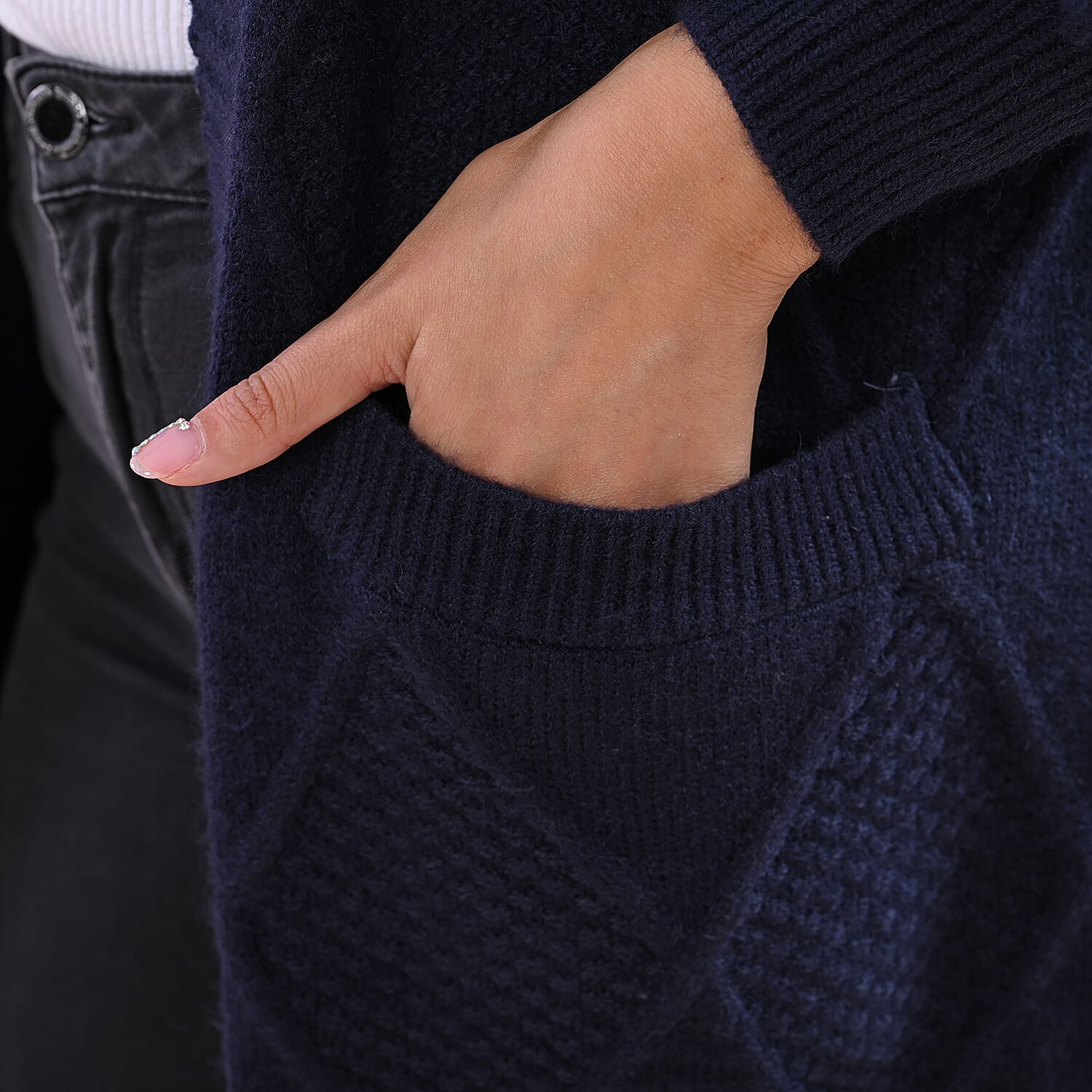 LA MAREY Chunky Cable Knitted Long Cardigan (Size 90x62 Cm) - Navy