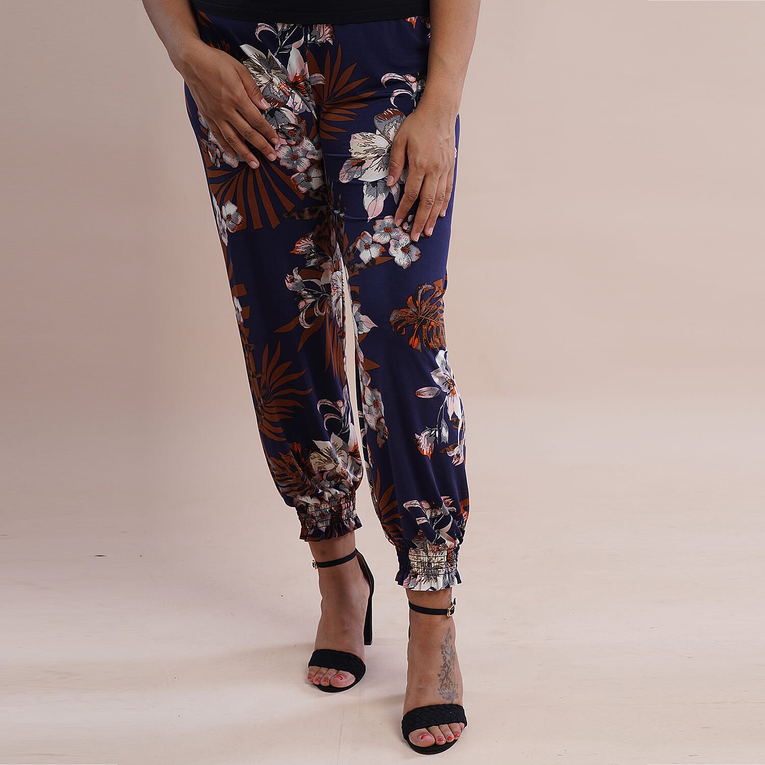 TAMSY Curve Collection Floral Printed Trousers (Size-XL-XXL,18-24) - Navy and White