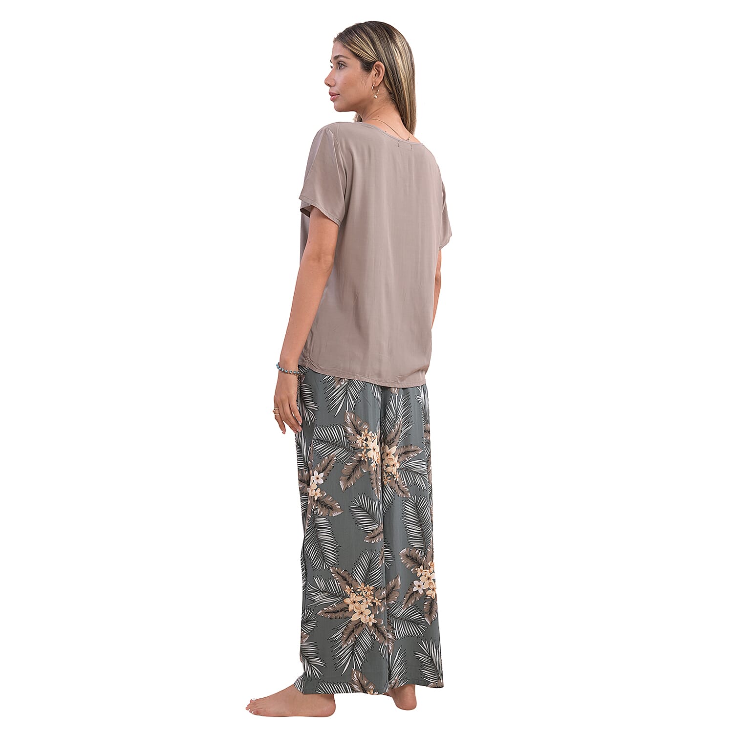 La Marey Viscose Floral Pattern Loungewear Set - Black