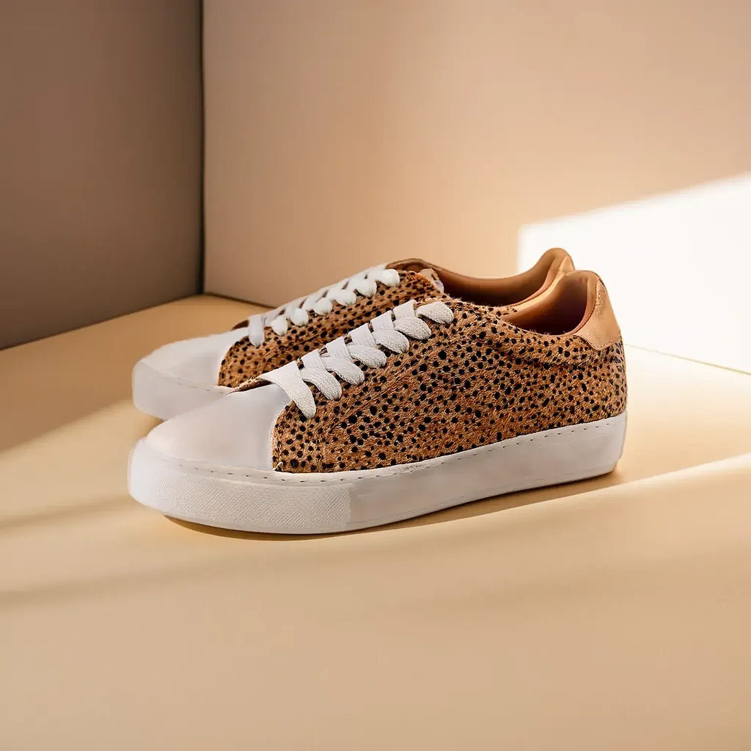 RAVEL Leopard Print Lace Up Trainer (Size 5) - White and Brown