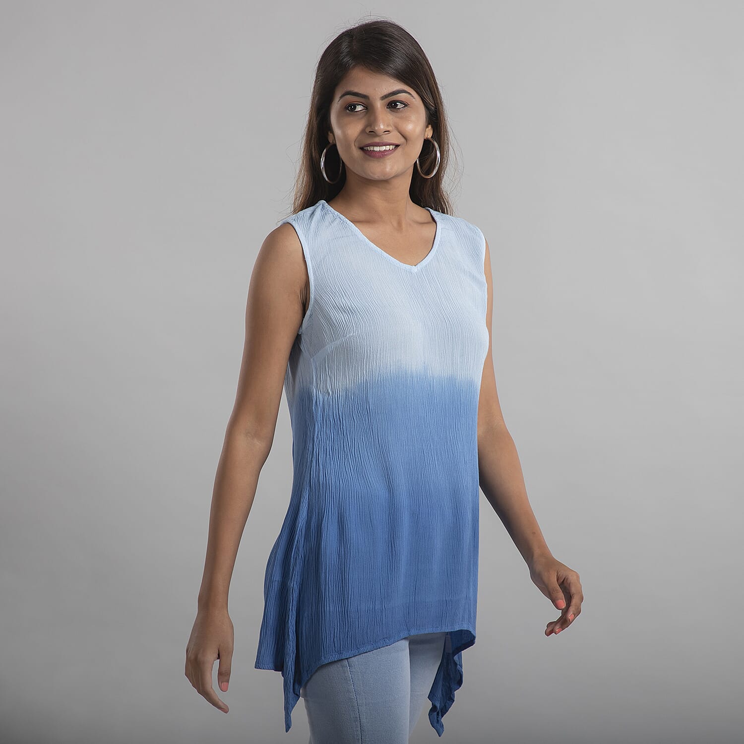 TAMSY 100 % Viscose Ombre Sleeveless Top (Size 12) - Blue