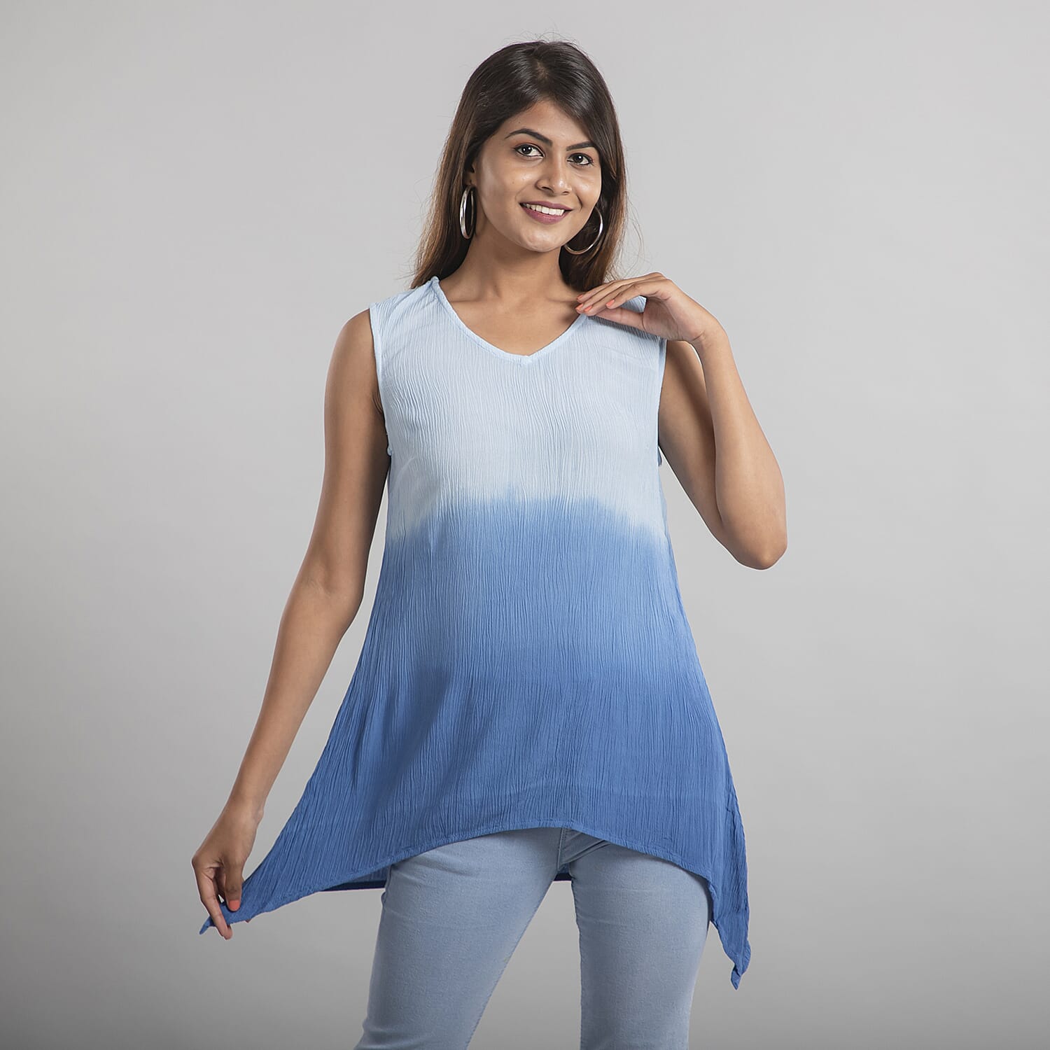 TAMSY 100 % Viscose Ombre Sleeveless Top (Size 12) - Blue