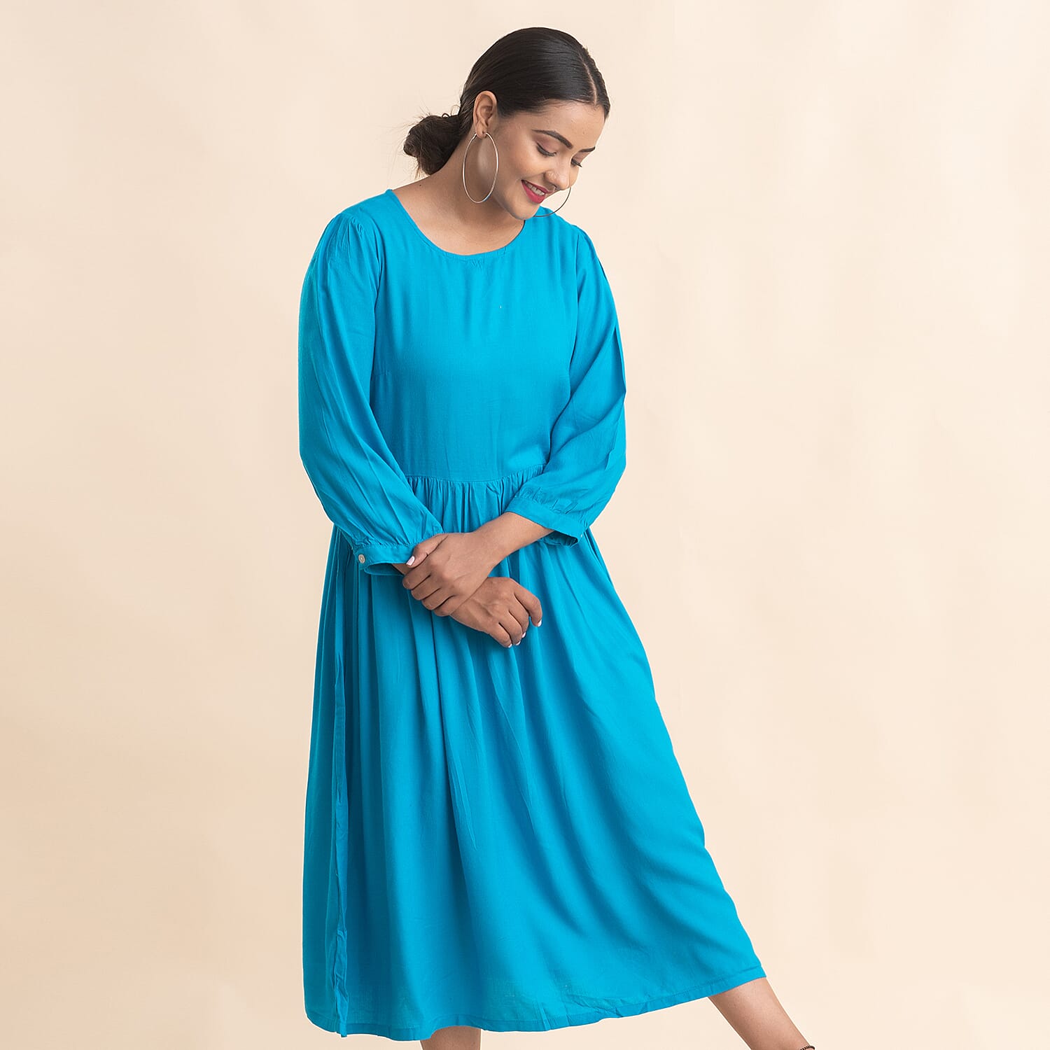 TAMSY Solid Crew Neck mid length Dress - Black