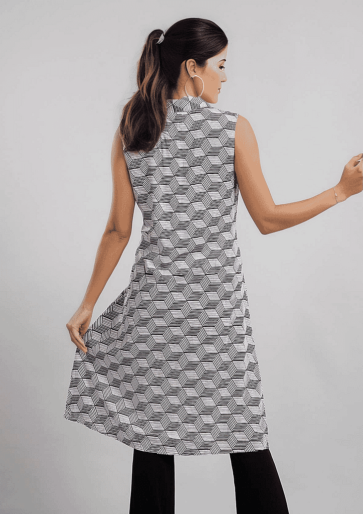 TAMSY Viscose Long Length Sleeveless Top