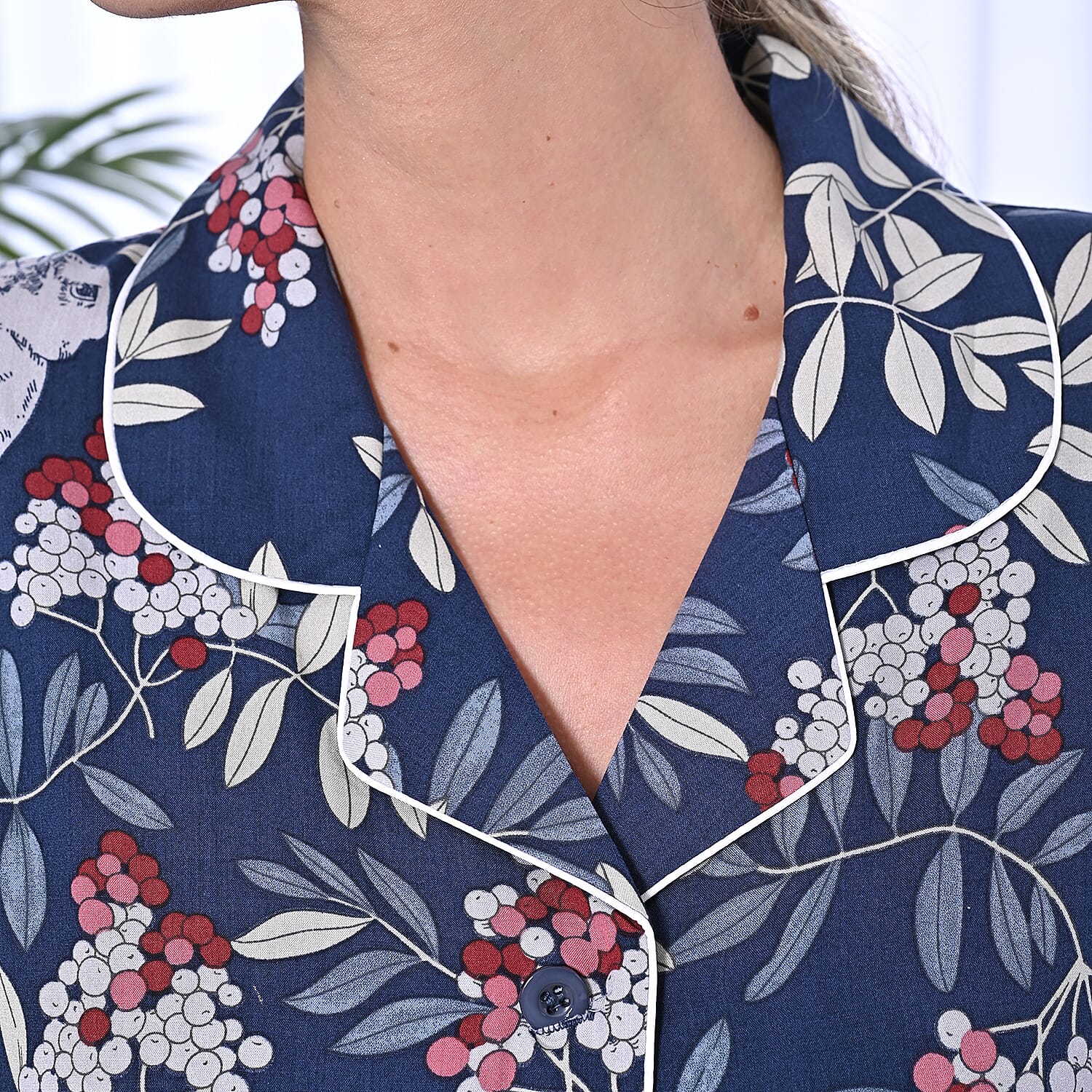 2 Piece Set - LA MAREY Viscose Floral Pattern Sleepwear Includes Long Top and Pants - Navy