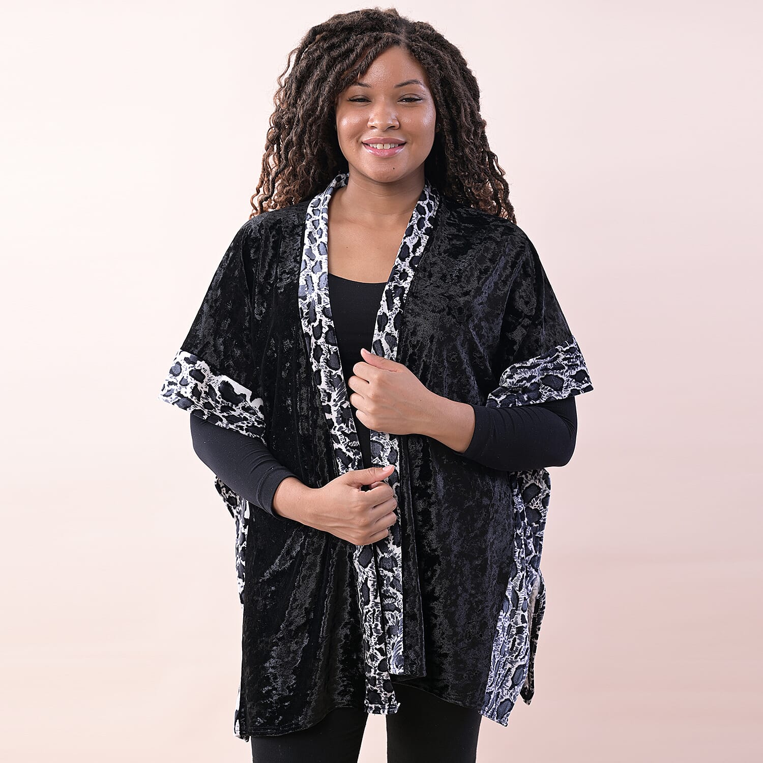 TAMSY Velvet Kimono with Leopard Print Border (Size 70x75 Cm) - Black & Grey