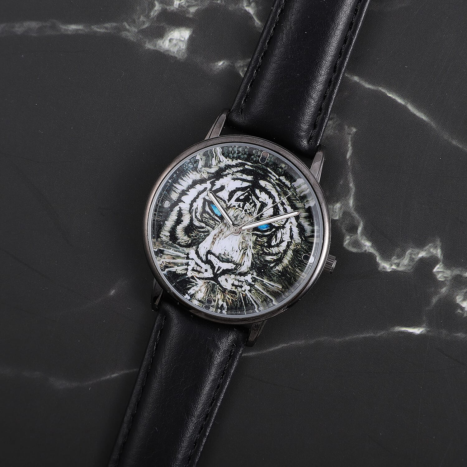 STRADA Japanese Movement 3D Tiger Head Dial Water Resistant Watch with Black Colour Strap