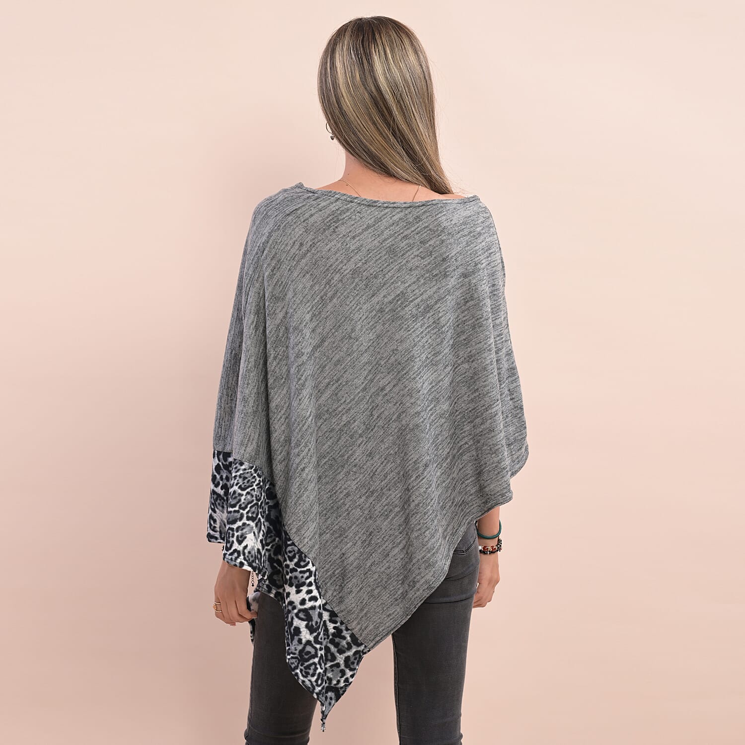 Knitted Poncho with Leopard Print Border (Size 75x80 Cm) - Grey