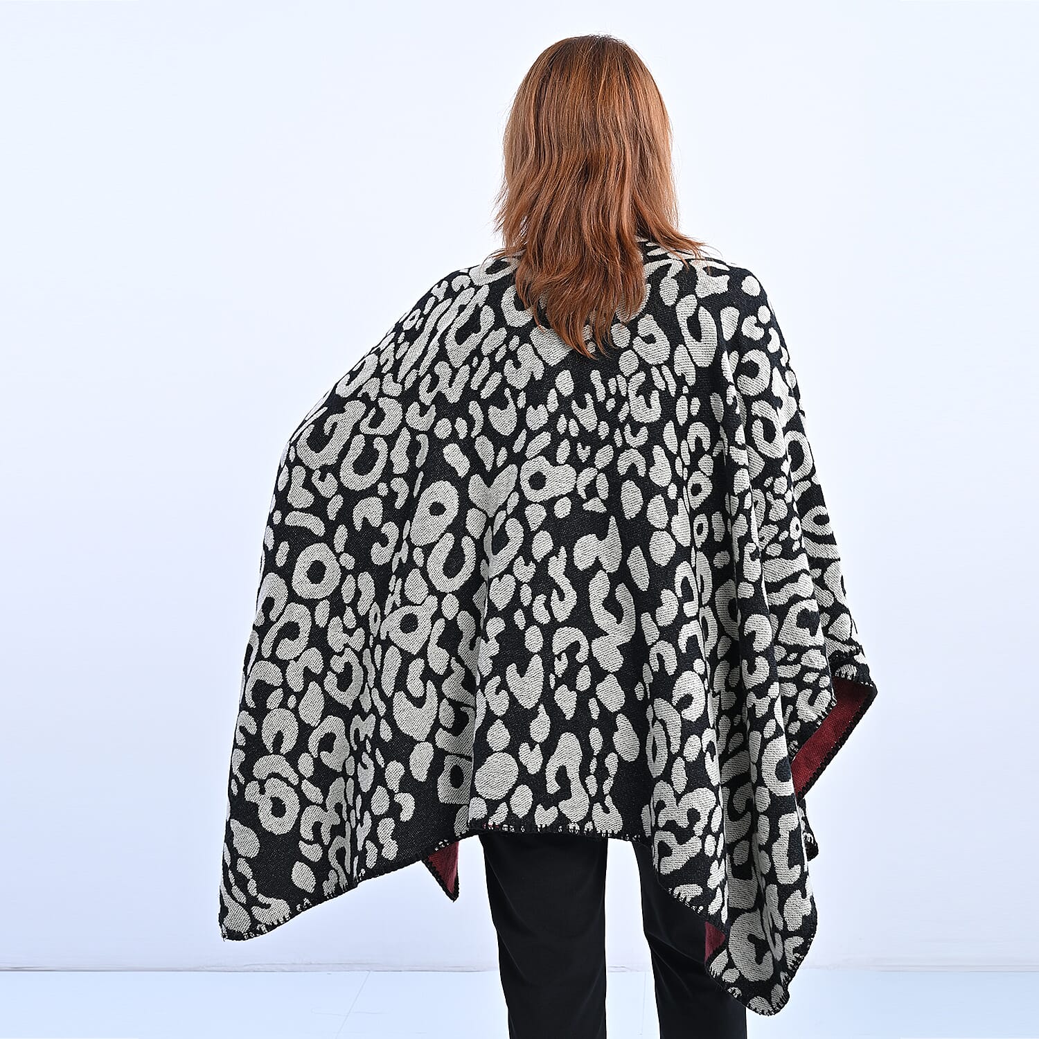 100% Acrylic Leopard Pattern Knitted Kimono (Size 138x71 Cm) - Cream & Black