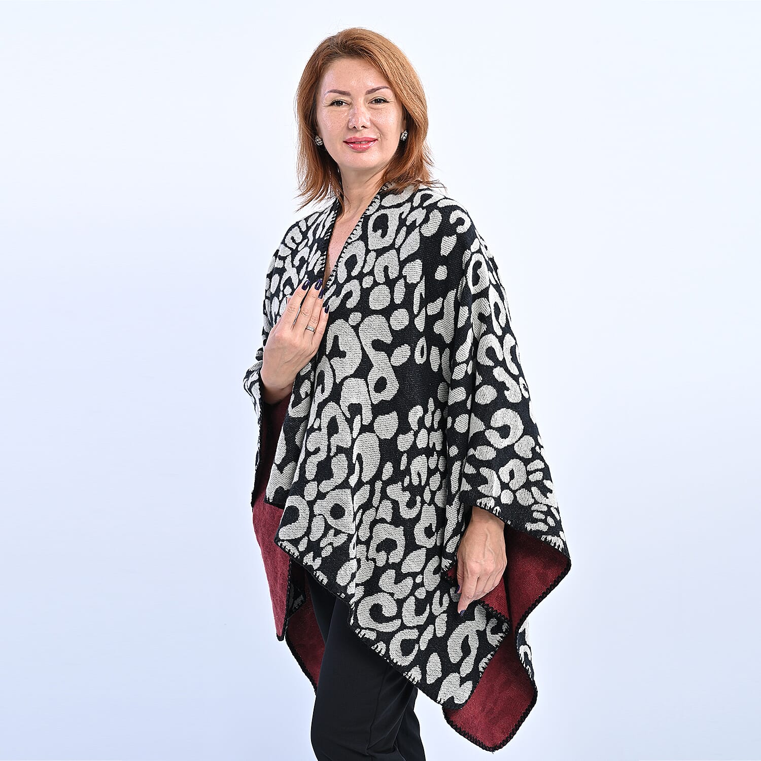 100% Acrylic Leopard Pattern Knitted Kimono (Size 138x71 Cm) - Cream & Black