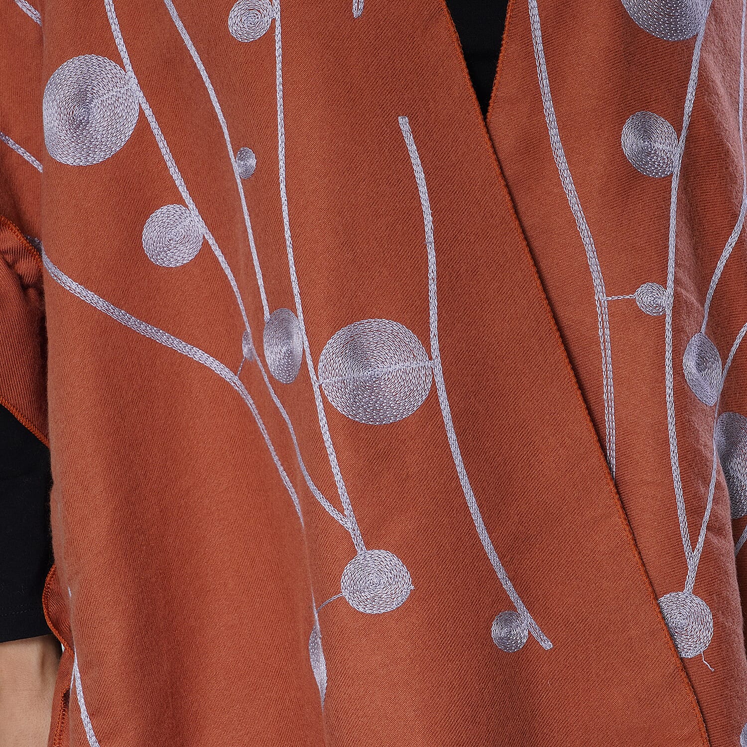 TAMSY Circular and Line Embroidered Kimono (Size 95x83 Cm) - Orange & Grey