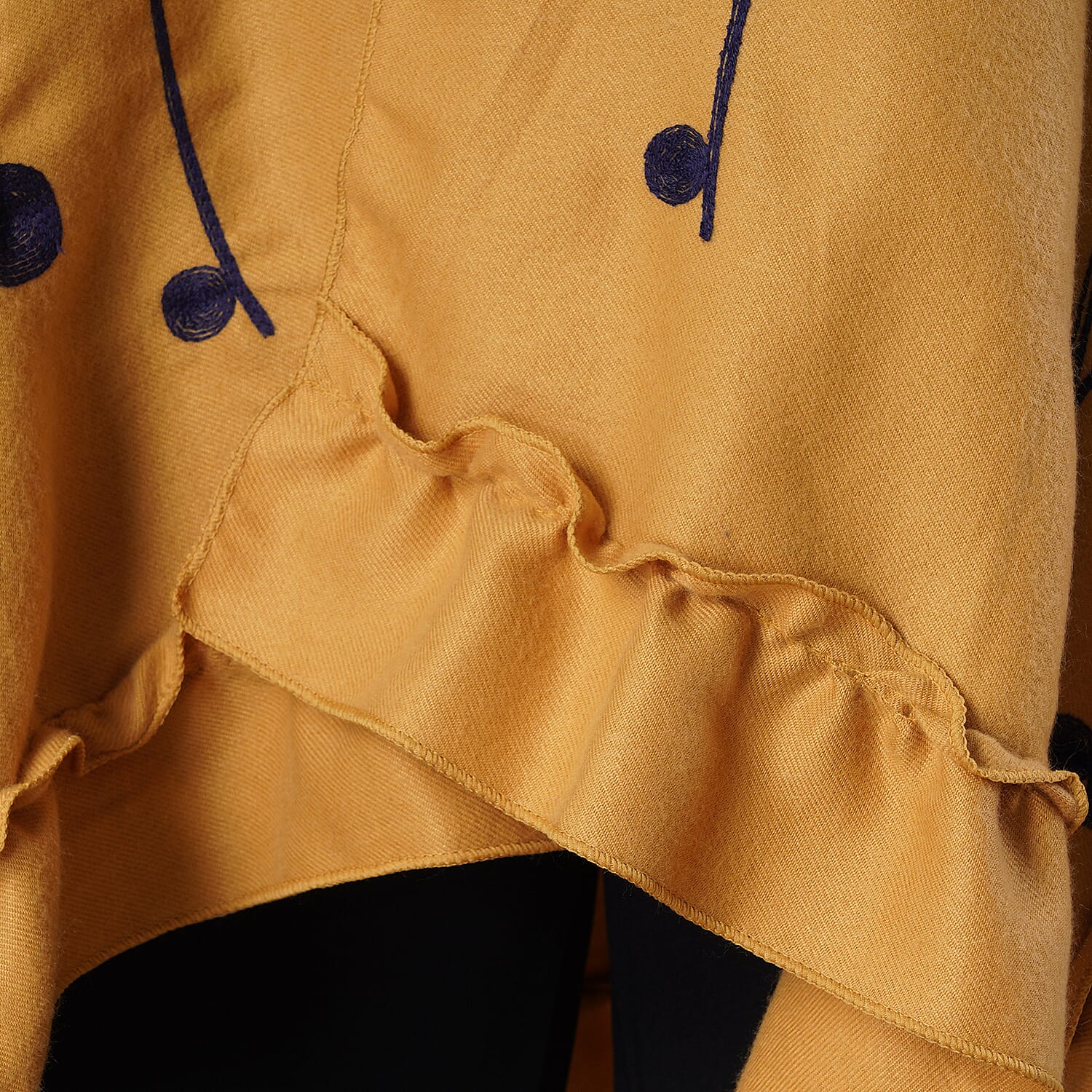 TAMSY Circular and Line Embroidered Kimono (Size 95x83 Cm) - Yellow & Navy