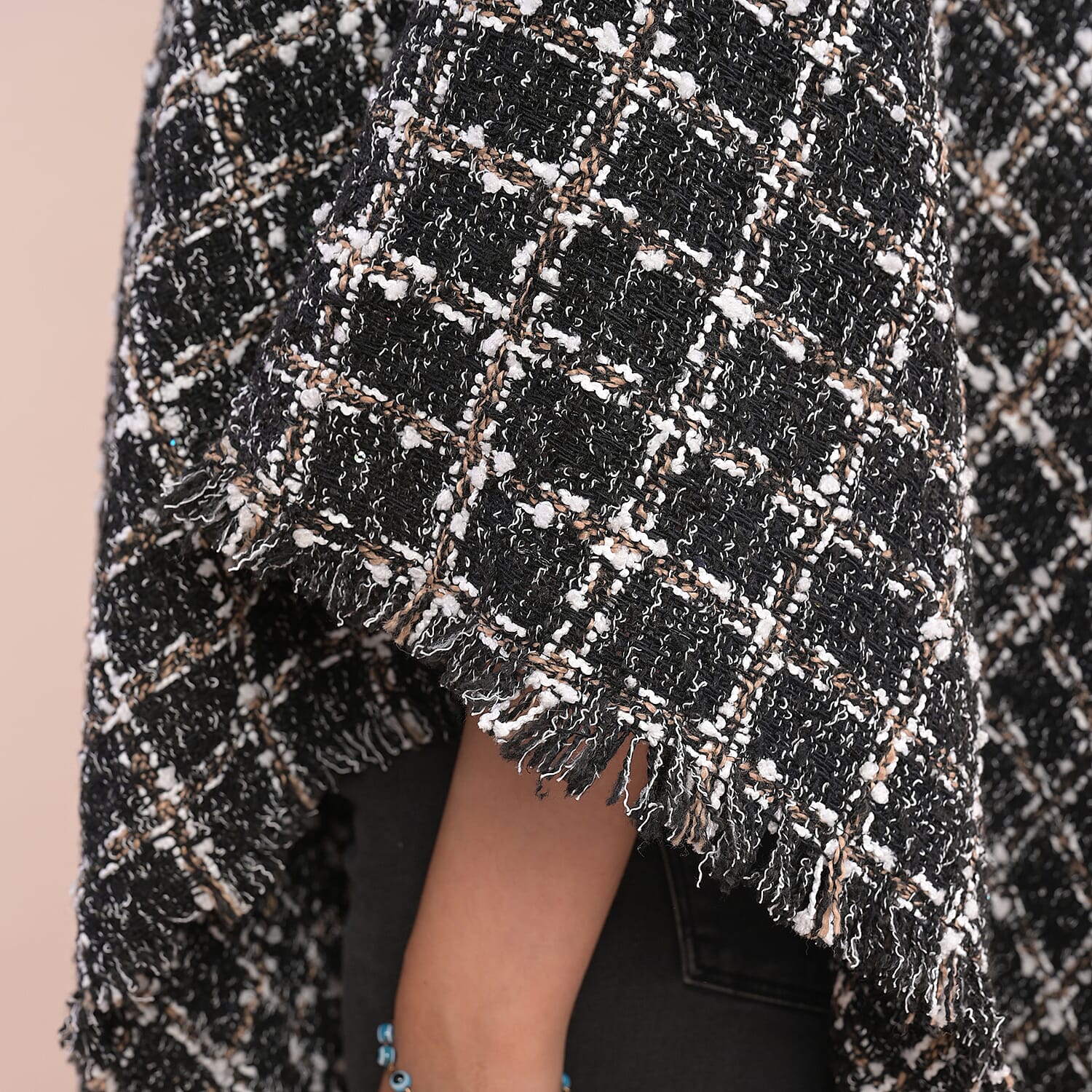 TAMSY Checkered Pattern Tweed Poncho (Size 75x80 Cm) - Black