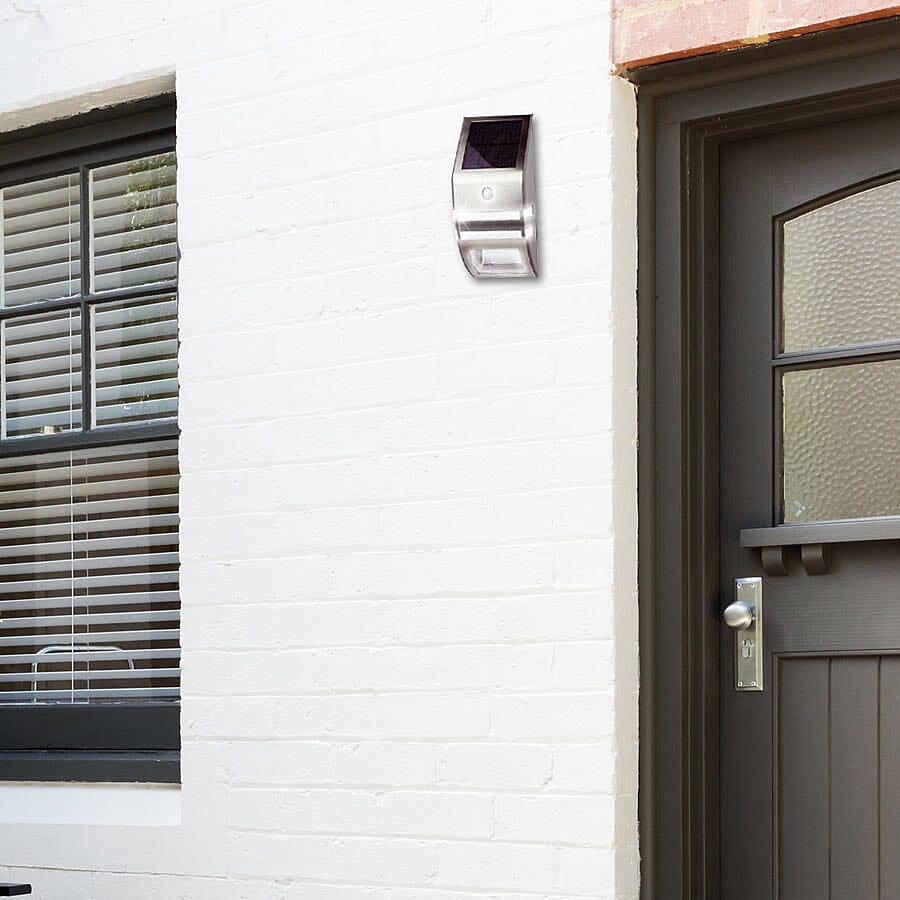 Solar Powered Motion Sensor Light (Size:17x7.5x4.7Cm)