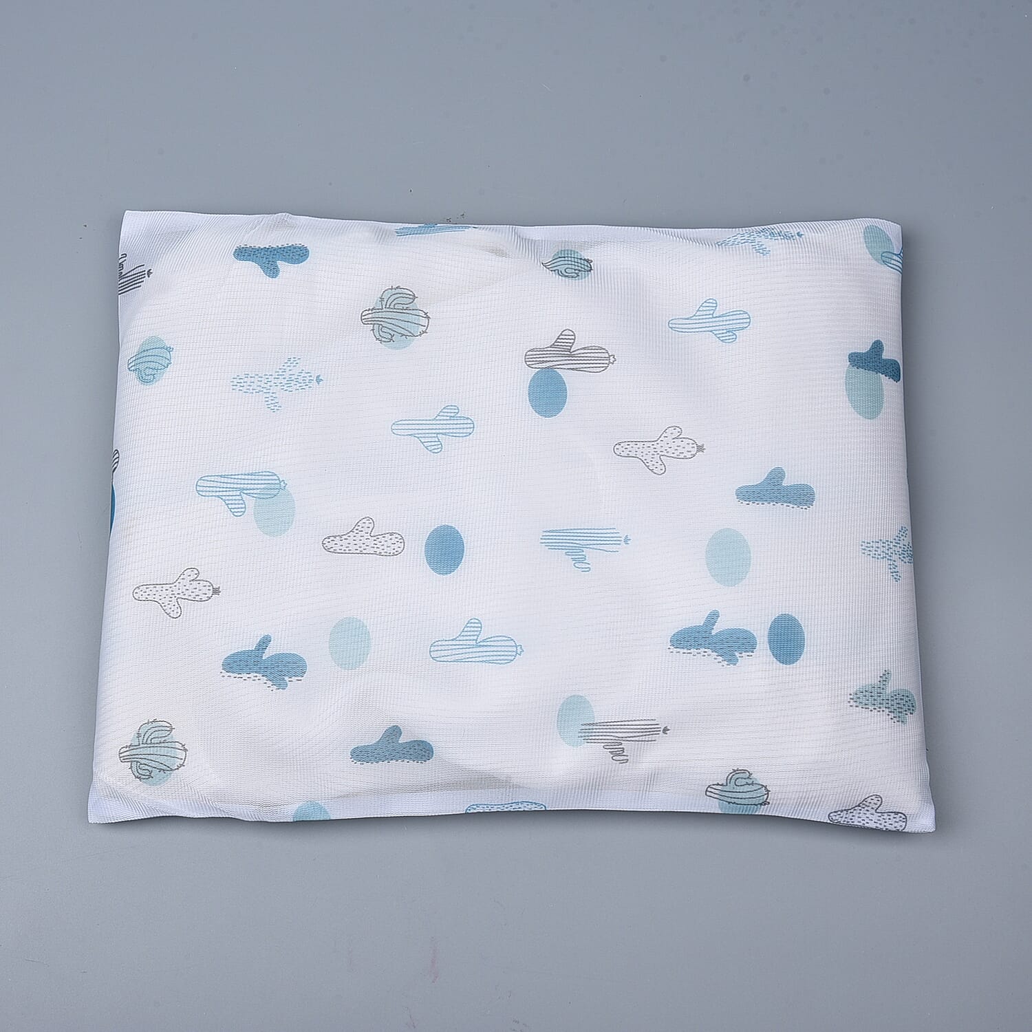 Set of 5 - Cactus Pattern Laundry Bag (Size Small-30x40Cm, Medium-40x50Cm, Large-50x60Cm, Long Pillar-22x33Cm - Short Pillar-15x18Cm)