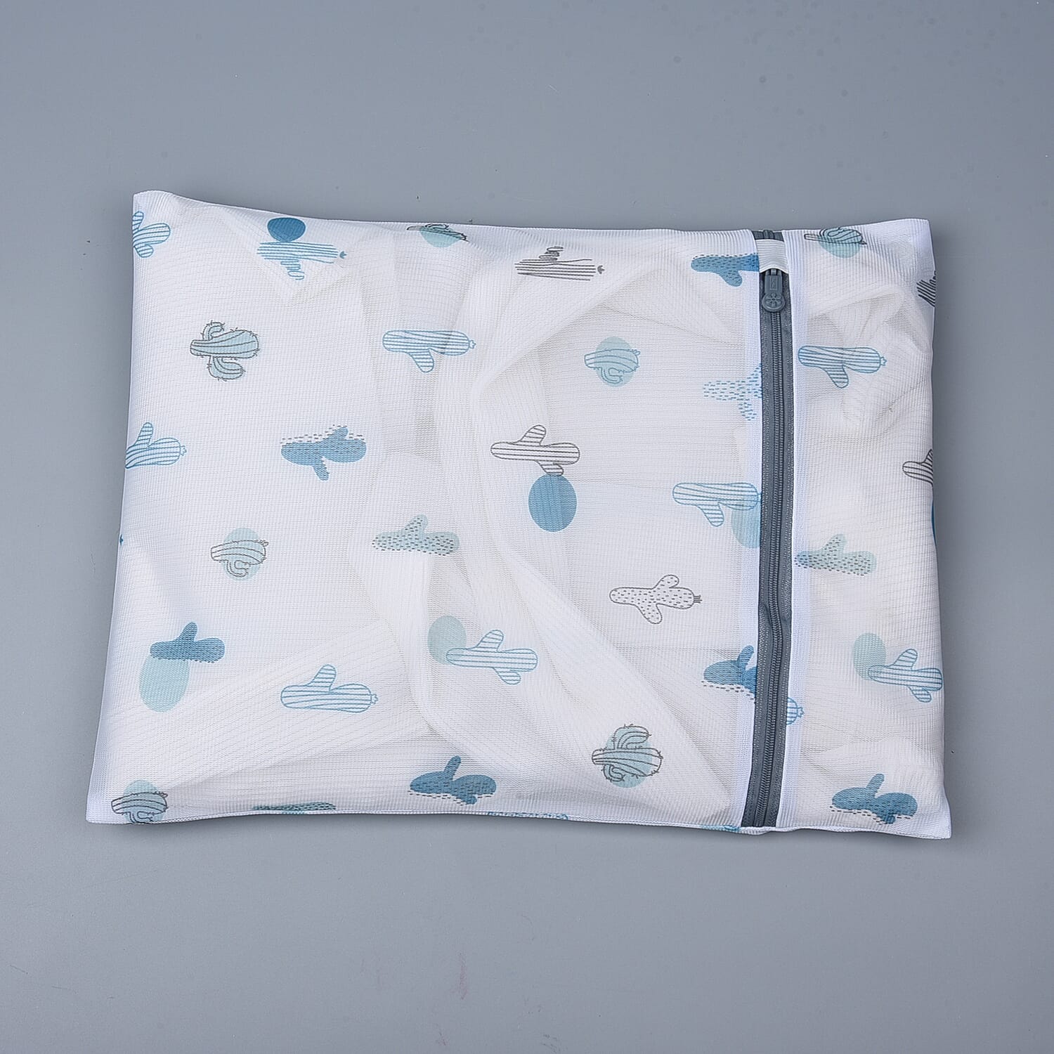 Set of 5 - Cactus Pattern Laundry Bag (Size Small-30x40Cm, Medium-40x50Cm, Large-50x60Cm, Long Pillar-22x33Cm - Short Pillar-15x18Cm)