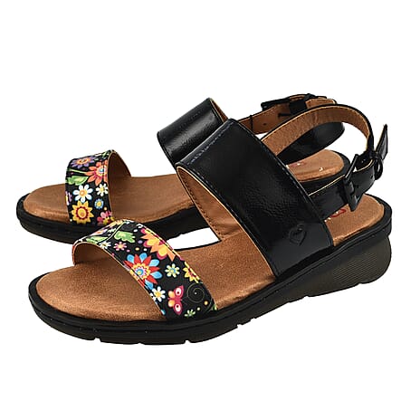 Heavenly Feet Sabrina Sandal (Size 5) - Black & Multi