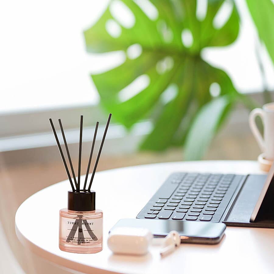 Wax Lyrical England - Yummy Mummy Scented Candle and Reed Diffuser Gift Bag