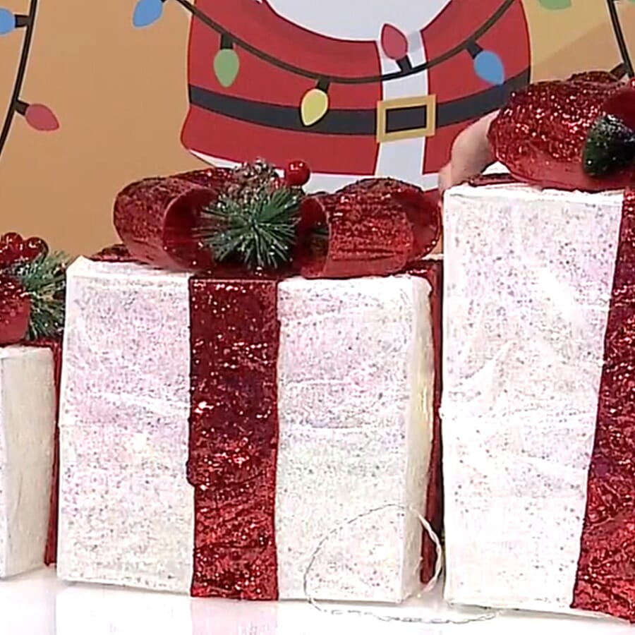 Set Of 3 LED Light Up Xmas Gift Box with Red Bow (Size 25x25x30cm, 20x20x25cm, 15x15x20cm)