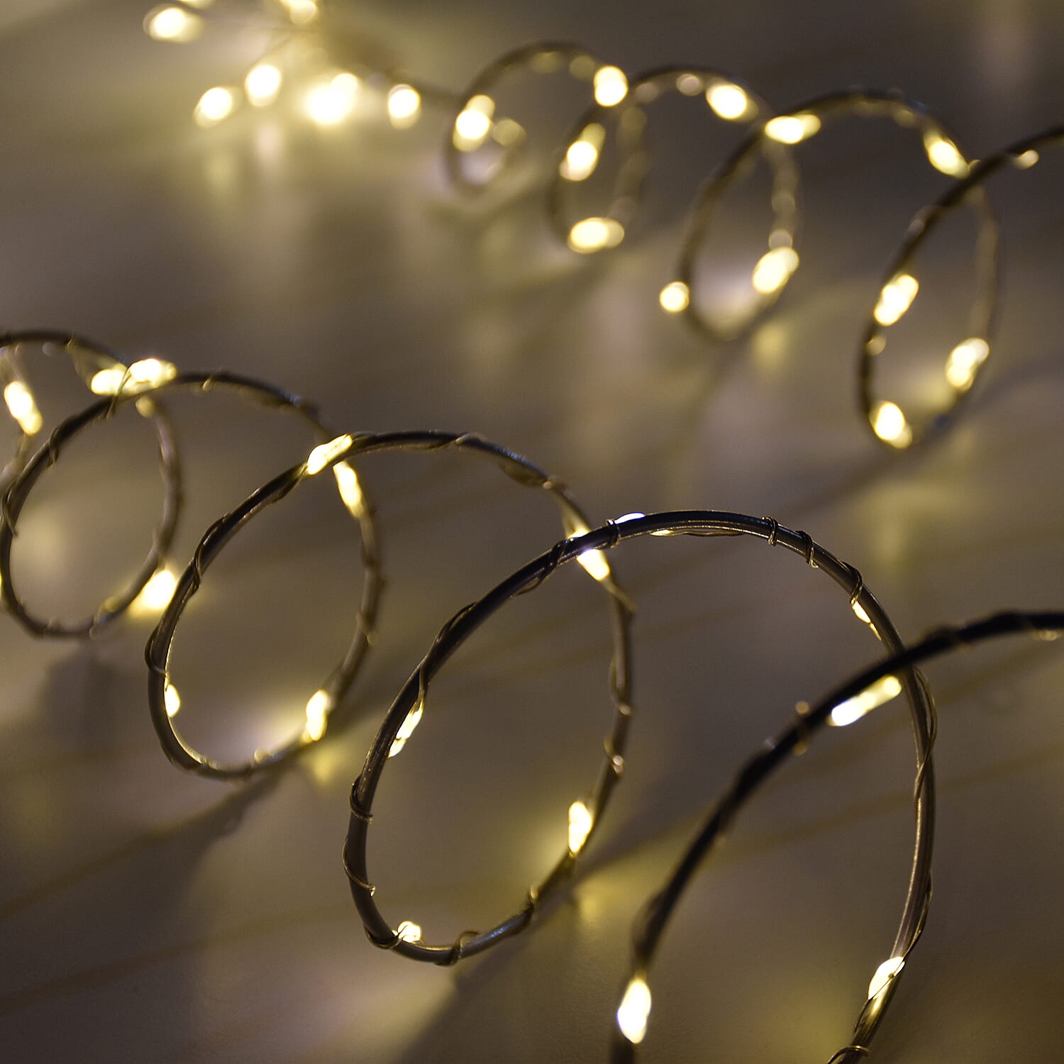 4 Piece - 50CM 200LED Spiral Tree Stake Lights - White