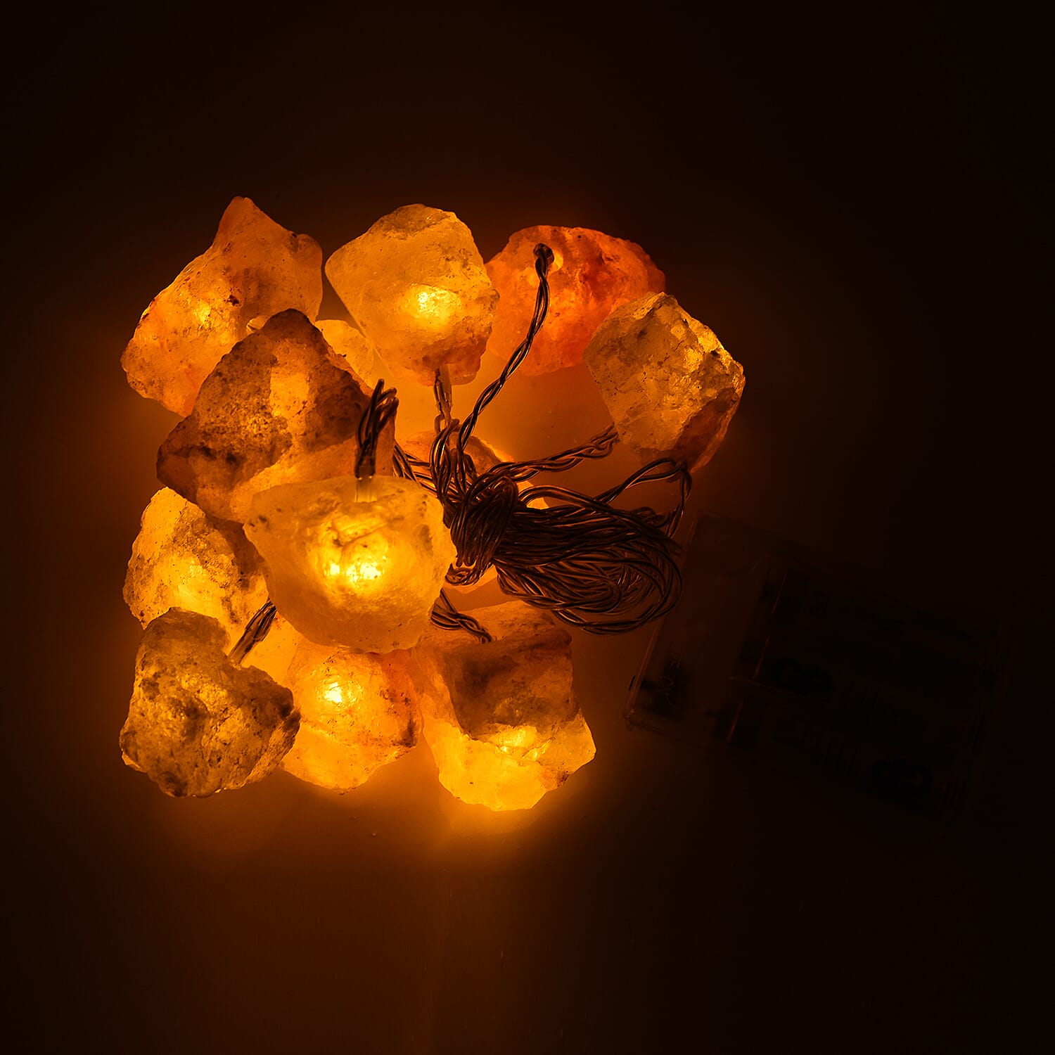 12 LED Lights with Rock Salt Chunks (3 AA Batteries Not Included, Size 208x4x4 cm)