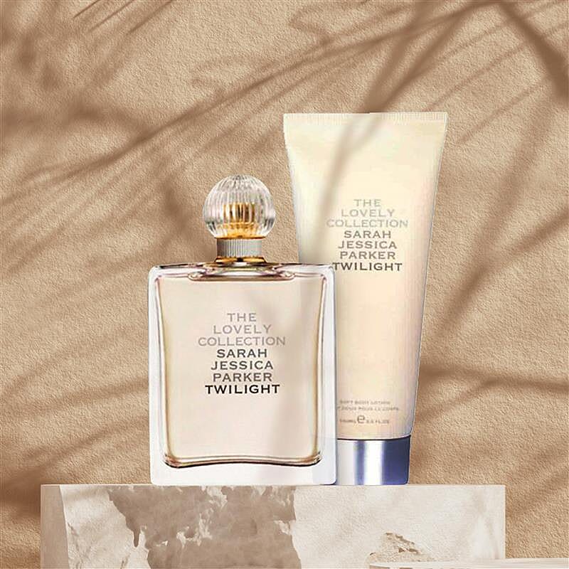 Sarah Jessica Parker: The Lovely Collection -Twilight Eau De Parfum - 100ml (With Free Twilight Body Lotion - 100ml)