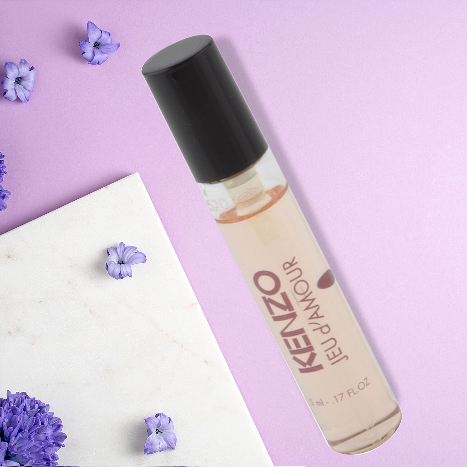 Reload Mini Perfume Spray White (Incl. Kenzo Jeau DAmour - 5ml & Aluminium Red Skin