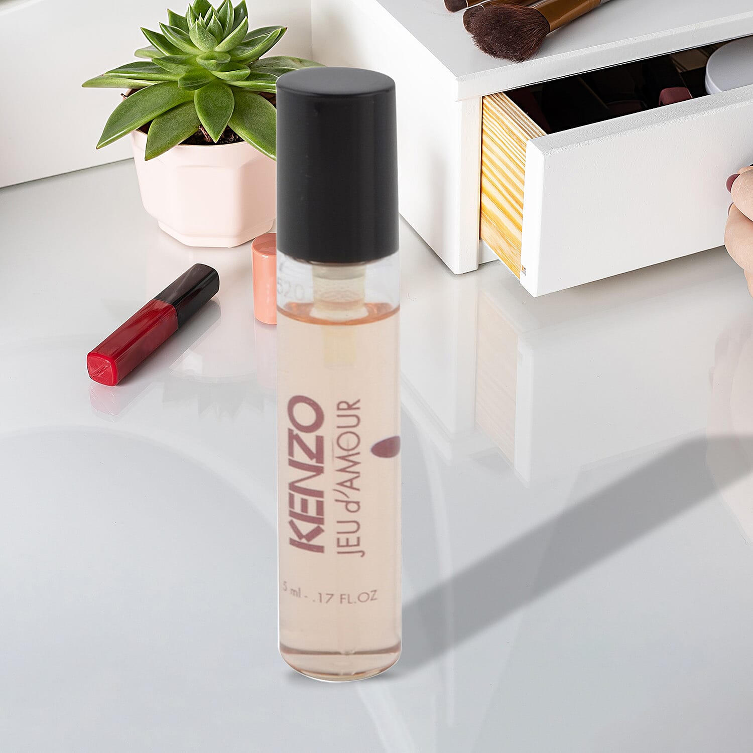 Reload Mini Perfume Spray White (Incl. Kenzo Jeau DAmour - 5ml & Aluminium Red Skin